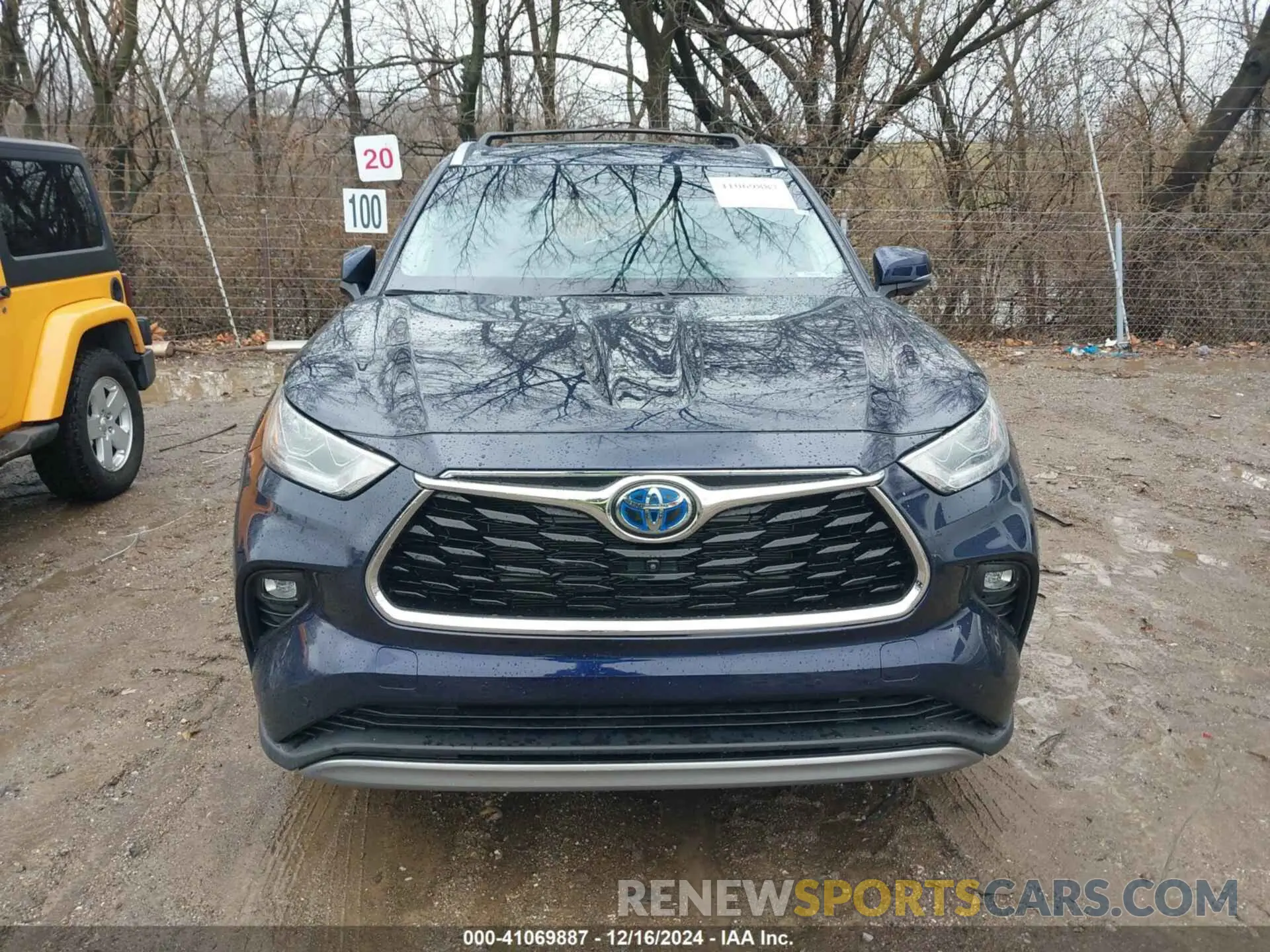 12 fotografías del automóvil dañado 5TDEBRCH4PS107887 TOYOTA HIGHLANDER 2023