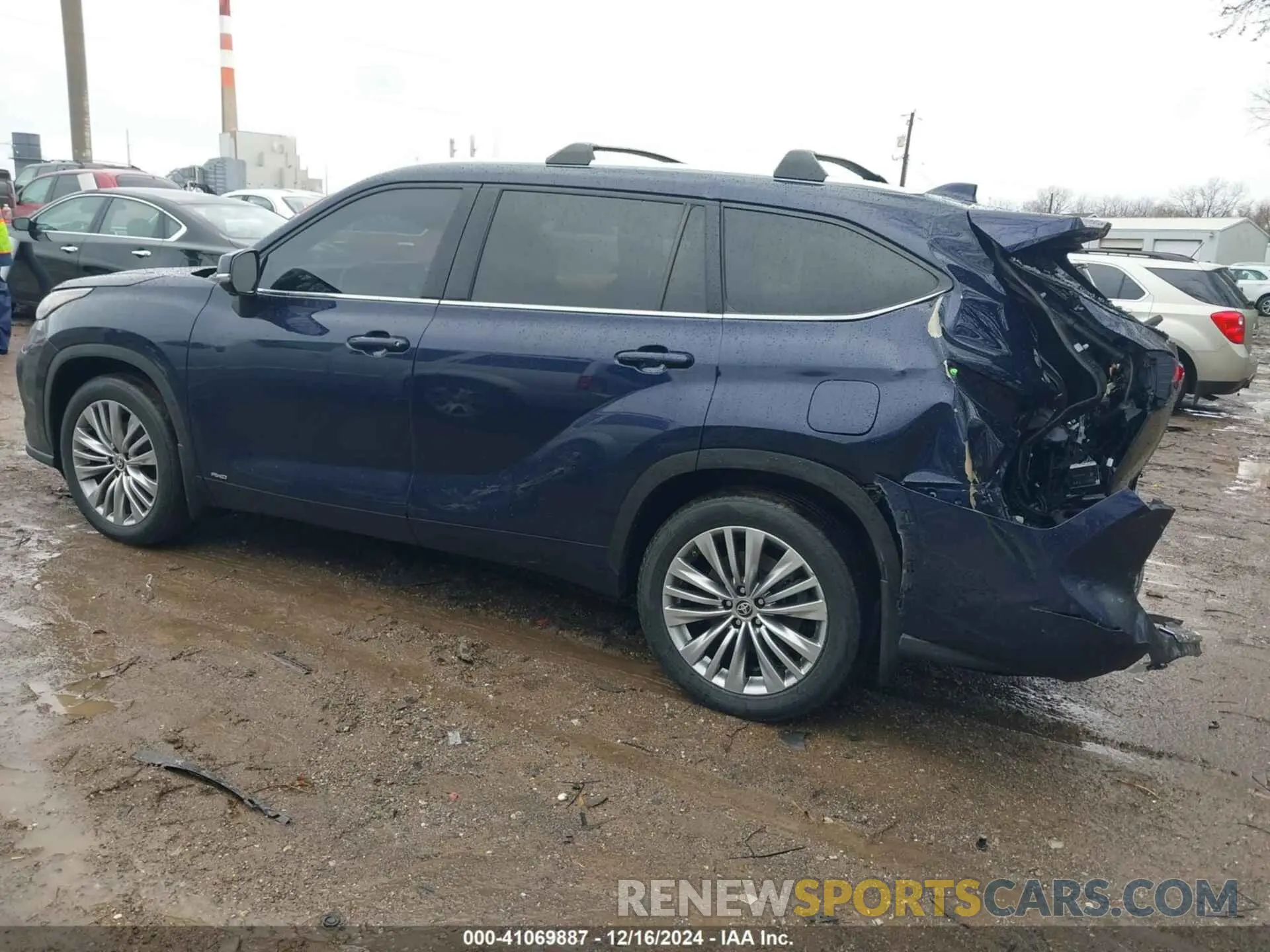 3 fotografías del automóvil dañado 5TDEBRCH4PS107887 TOYOTA HIGHLANDER 2023