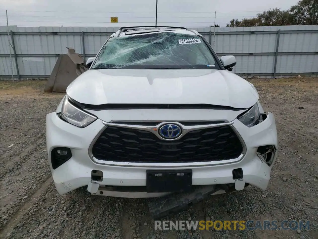 5 fotografías del automóvil dañado 5TDEBRCH4PS124415 TOYOTA HIGHLANDER 2023