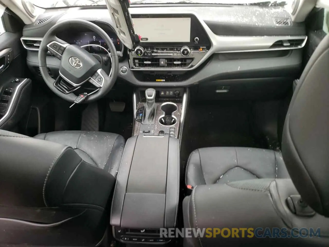 8 fotografías del automóvil dañado 5TDEBRCH4PS124415 TOYOTA HIGHLANDER 2023