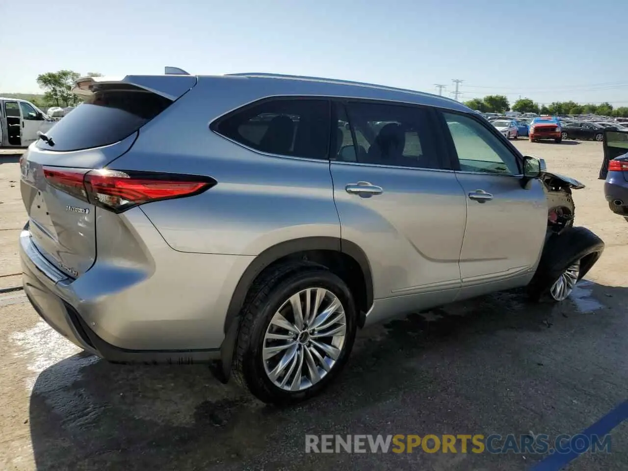 3 fotografías del automóvil dañado 5TDEBRCH9PS123745 TOYOTA HIGHLANDER 2023