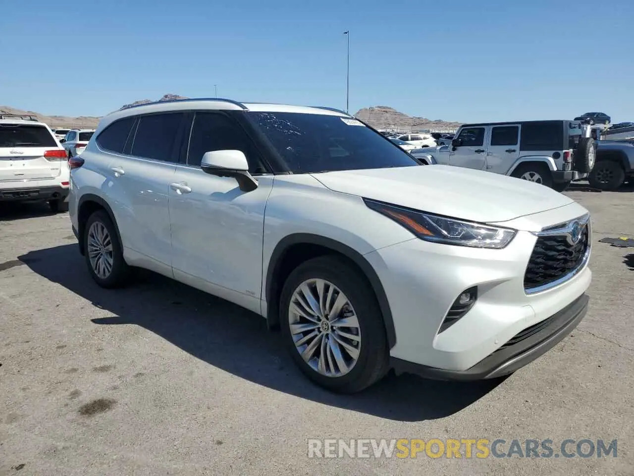 4 fotografías del automóvil dañado 5TDEBRCHXPS109465 TOYOTA HIGHLANDER 2023