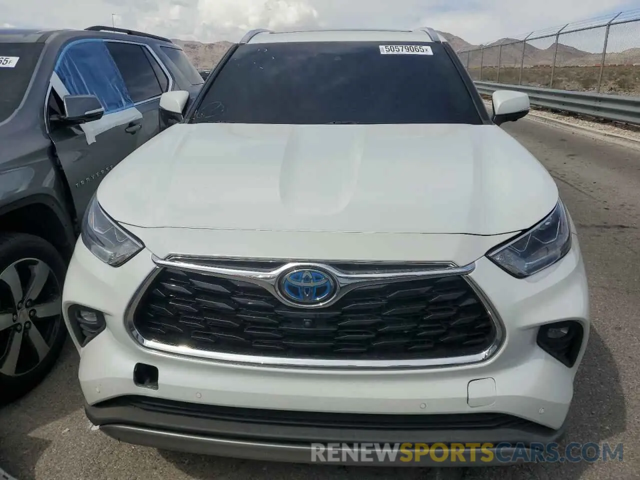 5 fotografías del automóvil dañado 5TDEBRCHXPS109465 TOYOTA HIGHLANDER 2023