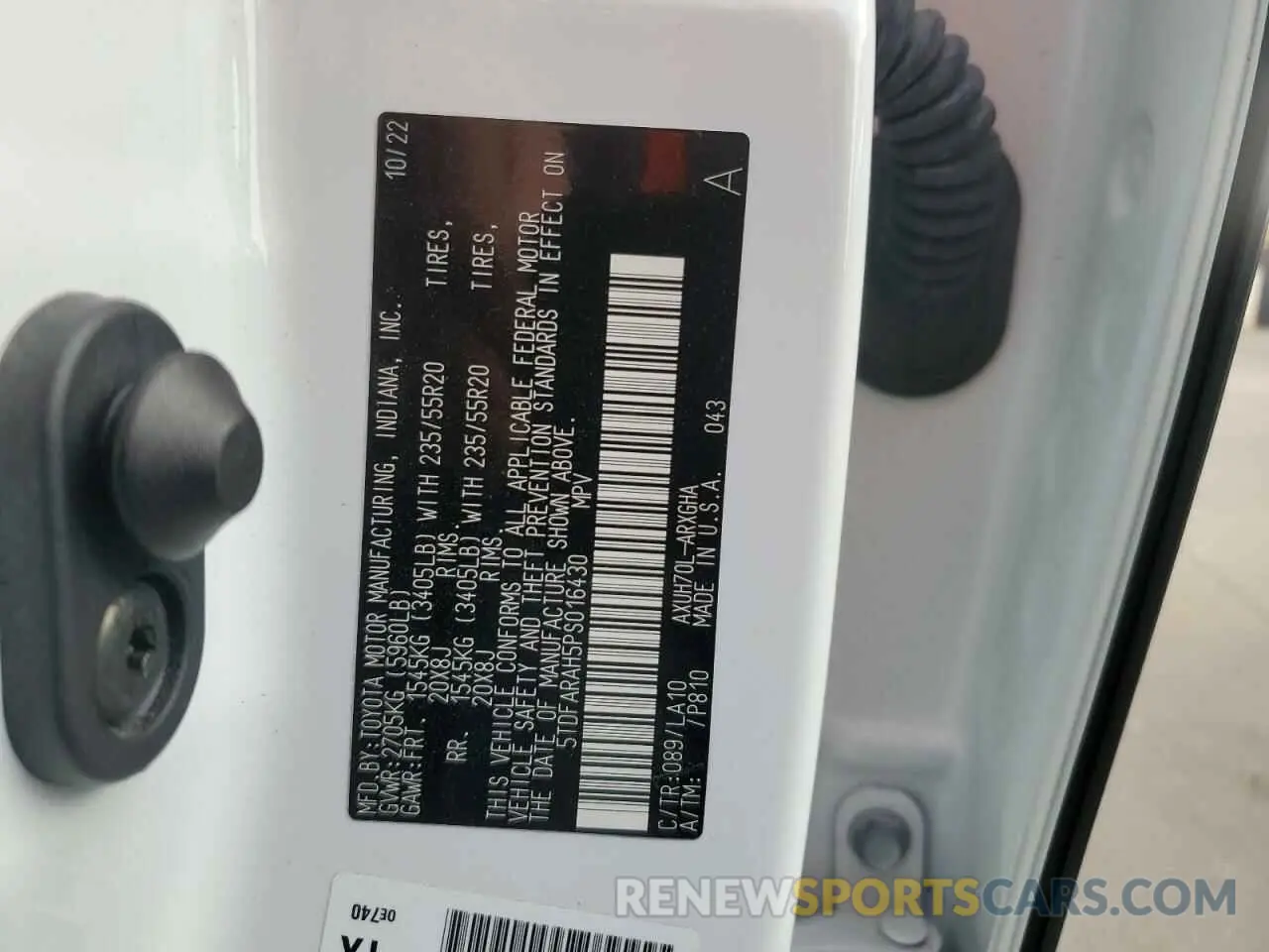 13 fotografías del automóvil dañado 5TDFARAH5PS016430 TOYOTA HIGHLANDER 2023