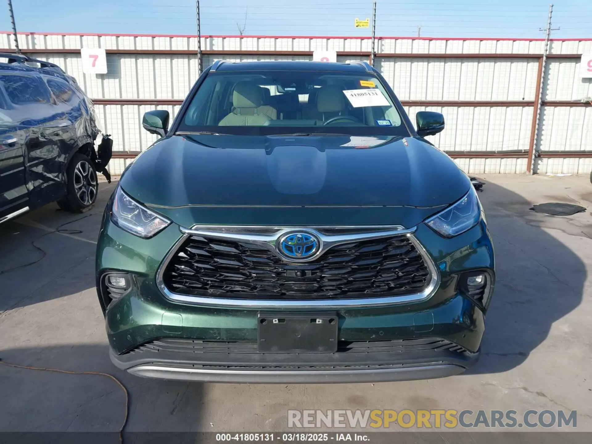 13 fotografías del automóvil dañado 5TDFARAH8PS521359 TOYOTA HIGHLANDER 2023