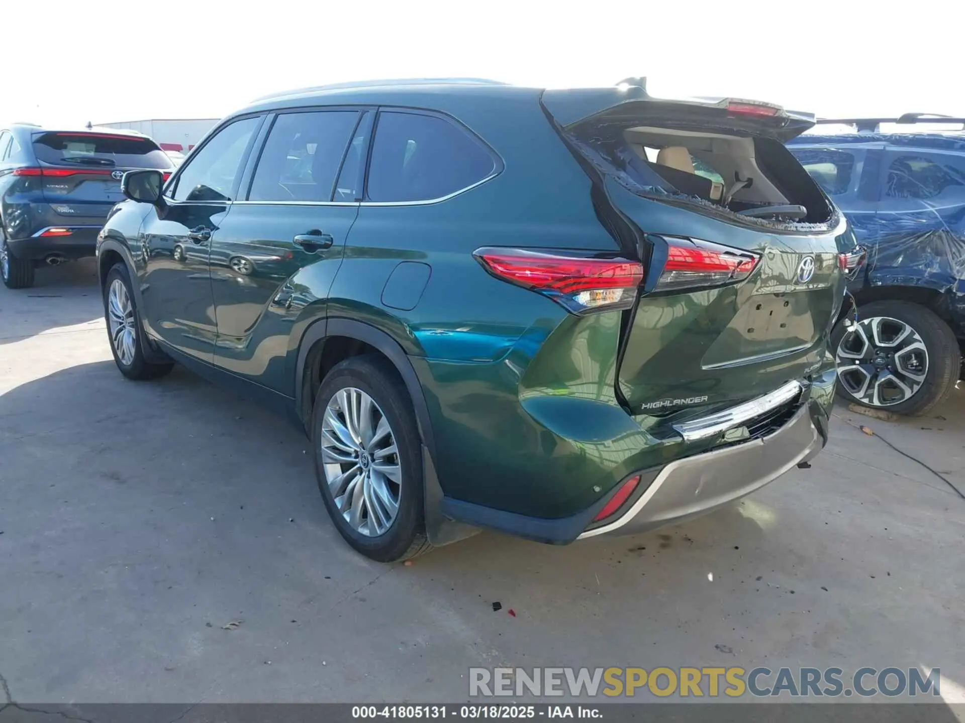 3 fotografías del automóvil dañado 5TDFARAH8PS521359 TOYOTA HIGHLANDER 2023