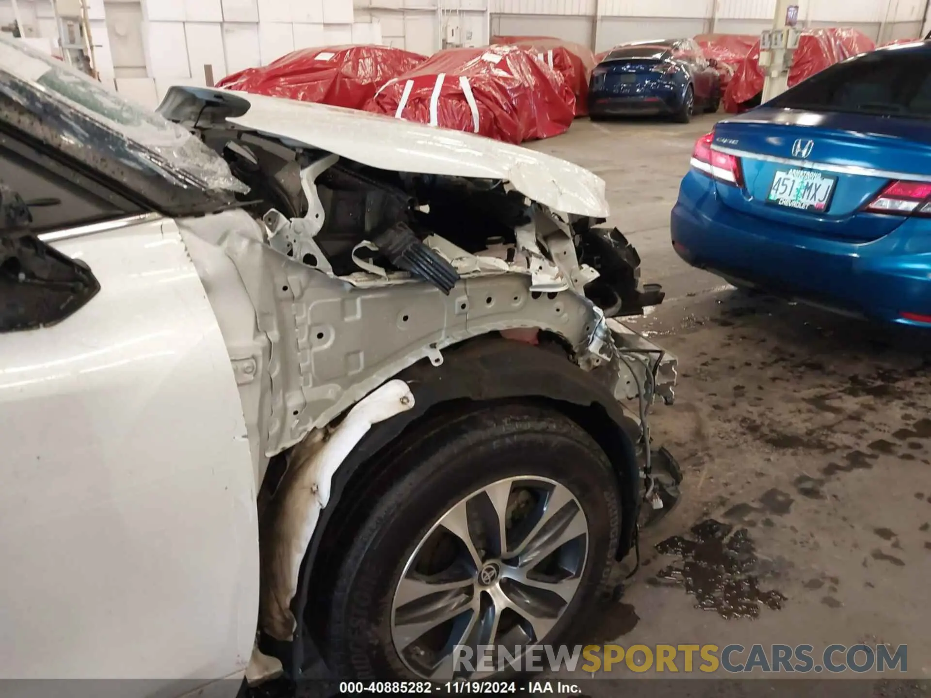 18 fotografías del automóvil dañado 5TDKARAH9PS519179 TOYOTA HIGHLANDER 2023