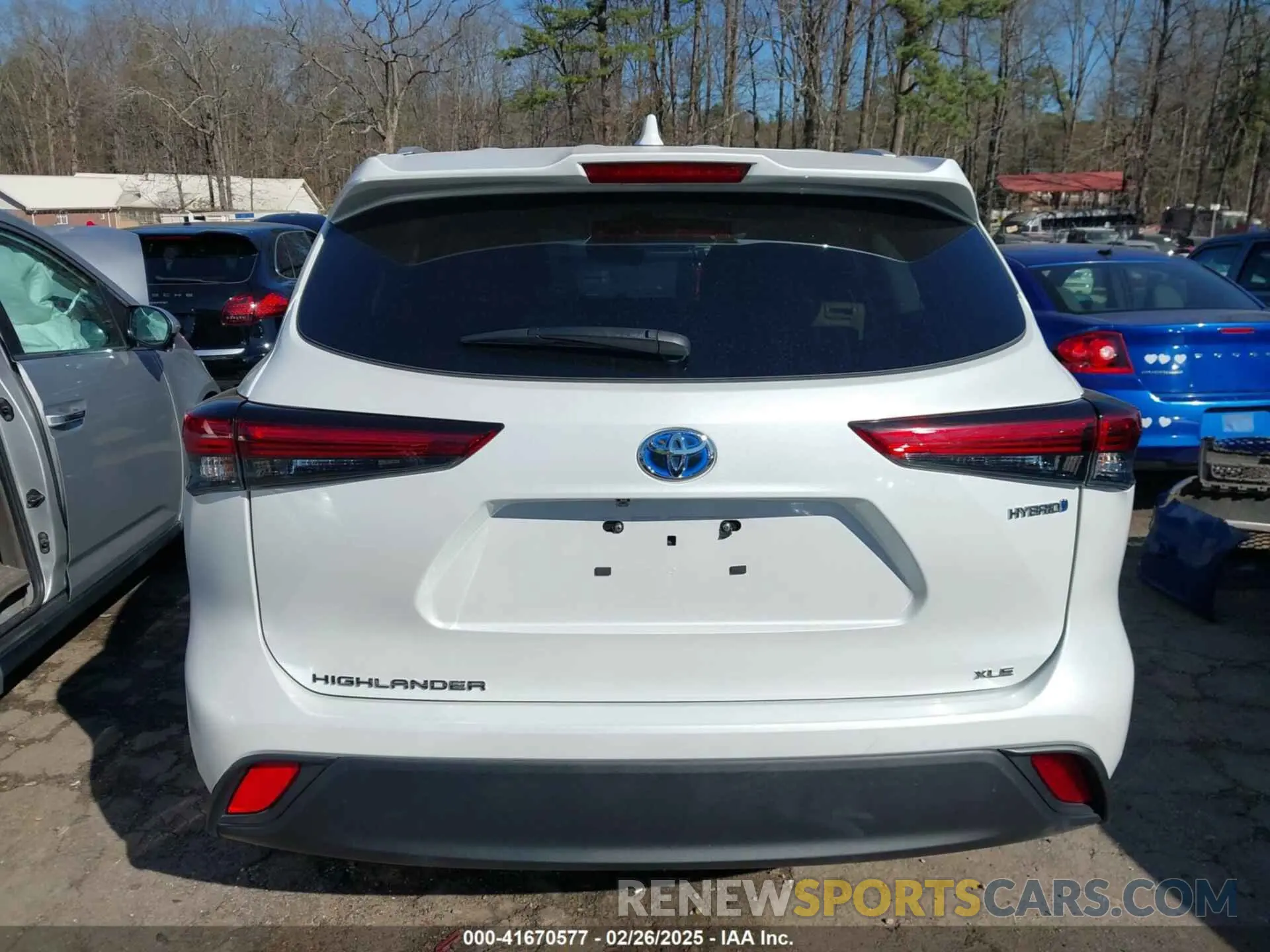 17 fotografías del automóvil dañado 5TDKARAHXPS524665 TOYOTA HIGHLANDER 2023
