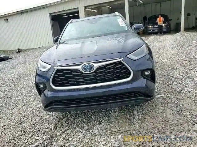 15 fotografías del automóvil dañado 5TDKBRCH0PS125886 TOYOTA HIGHLANDER 2023