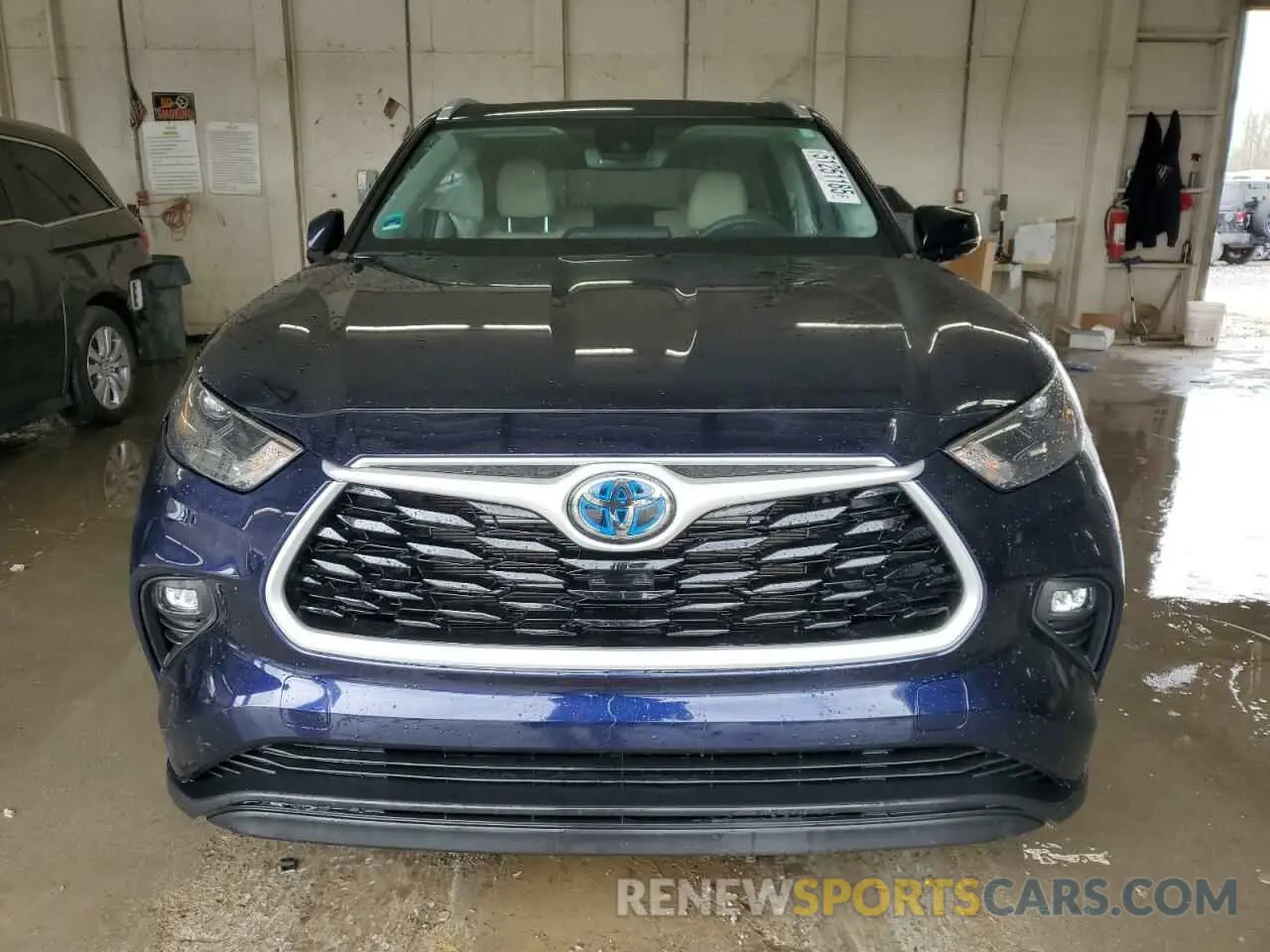 5 fotografías del automóvil dañado 5TDKBRCH0PS125886 TOYOTA HIGHLANDER 2023