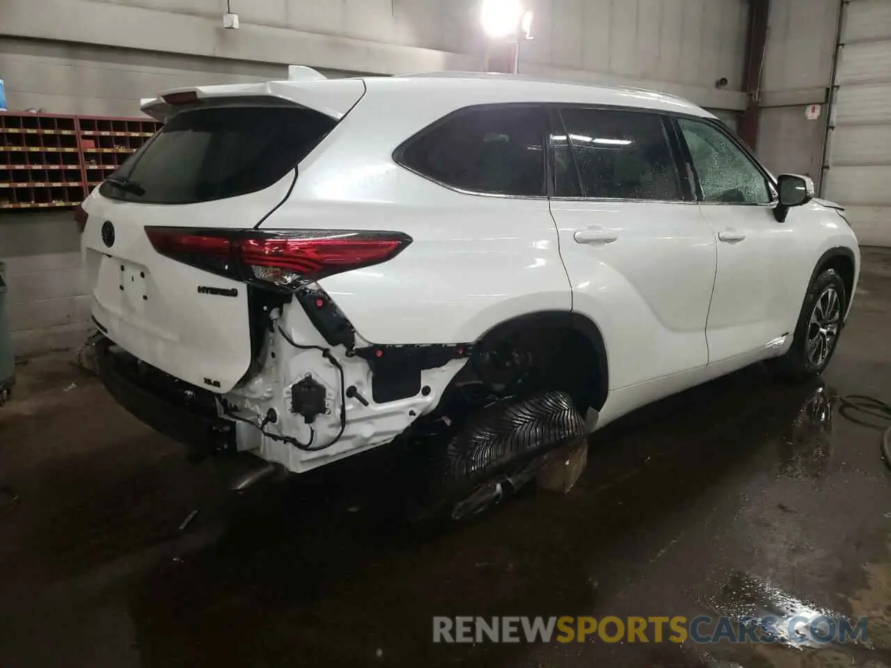 3 fotografías del automóvil dañado 5TDKBRCH1PS105534 TOYOTA HIGHLANDER 2023