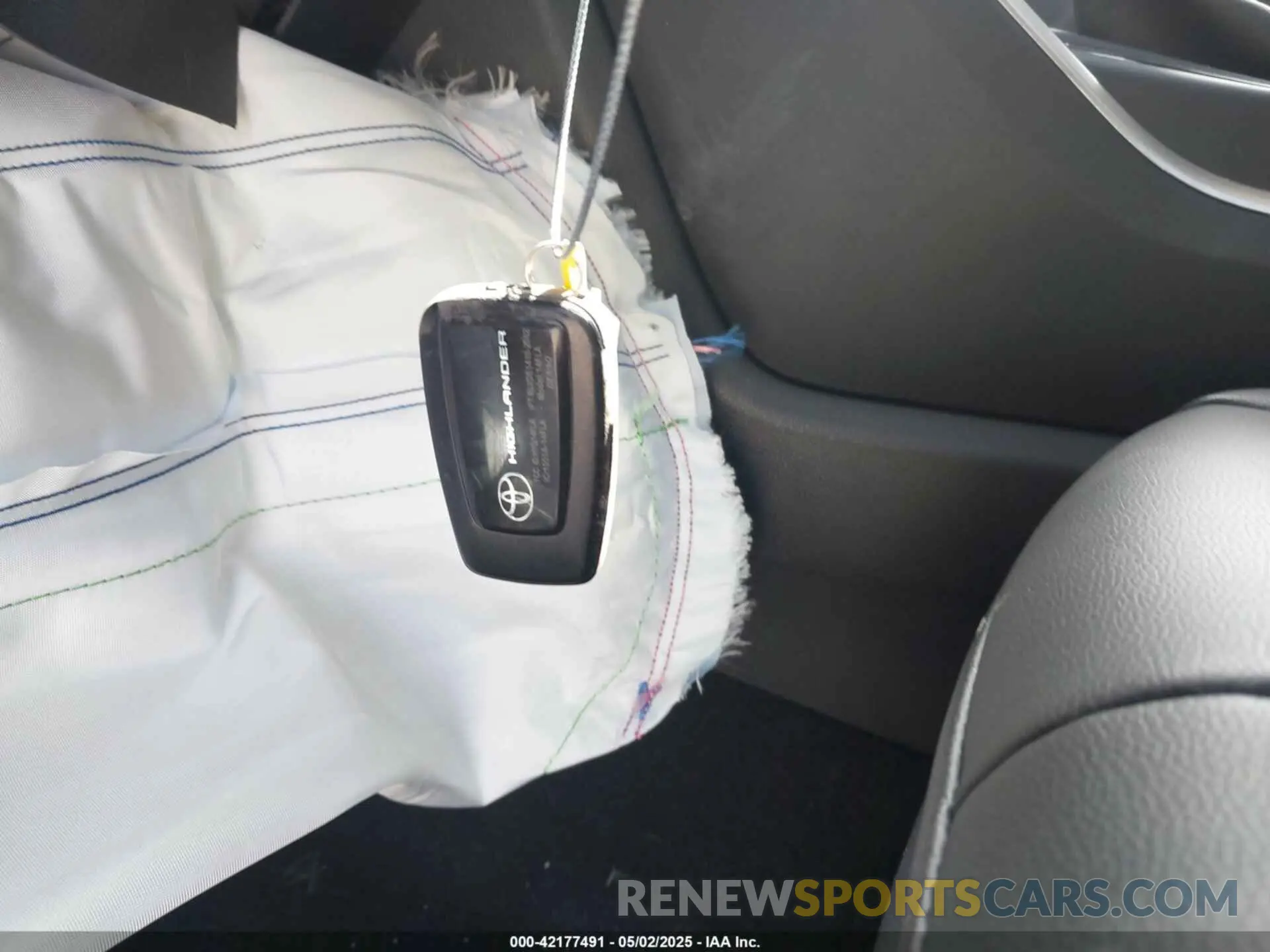11 fotografías del automóvil dañado 5TDKBRCH1PS599281 TOYOTA HIGHLANDER 2023