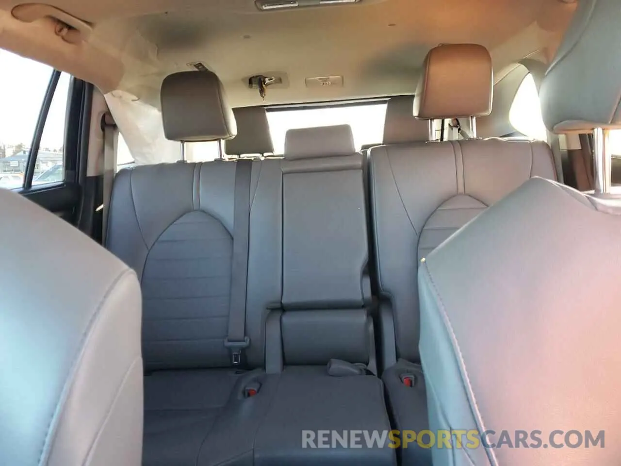 10 fotografías del automóvil dañado 5TDKBRCH2PS120656 TOYOTA HIGHLANDER 2023