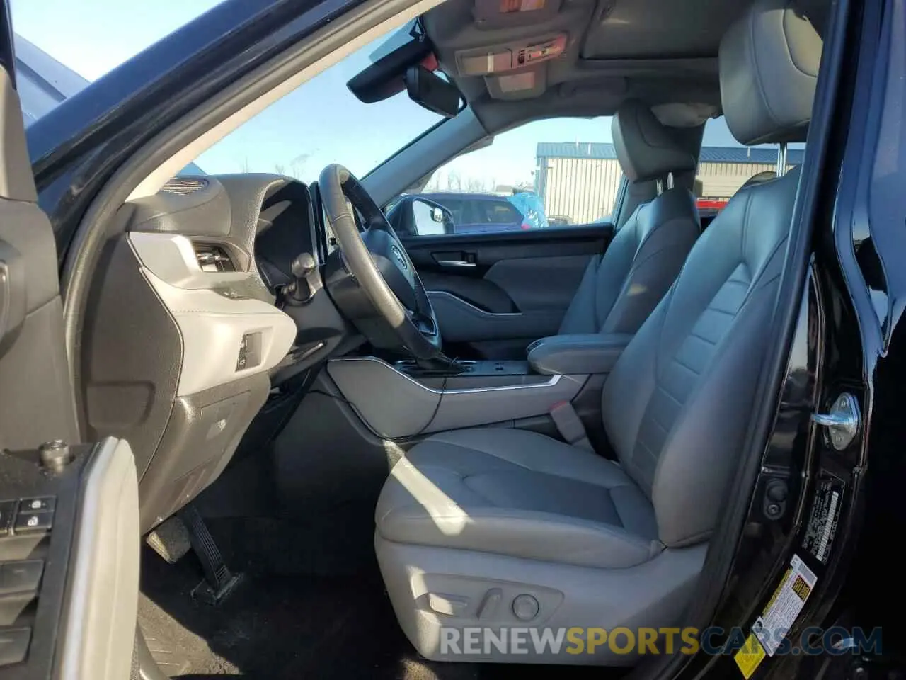 7 fotografías del automóvil dañado 5TDKBRCH2PS120656 TOYOTA HIGHLANDER 2023