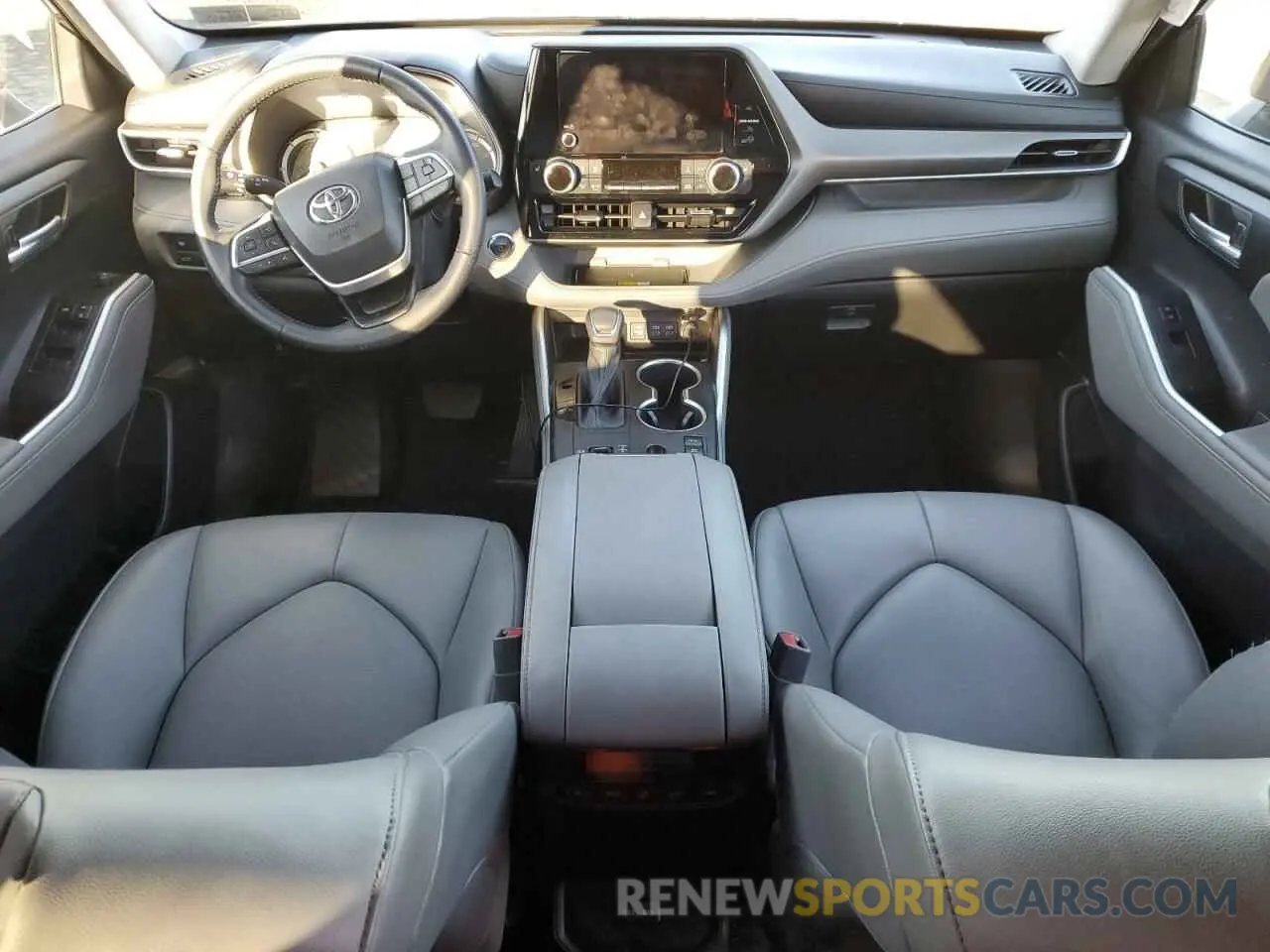 8 fotografías del automóvil dañado 5TDKBRCH2PS120656 TOYOTA HIGHLANDER 2023