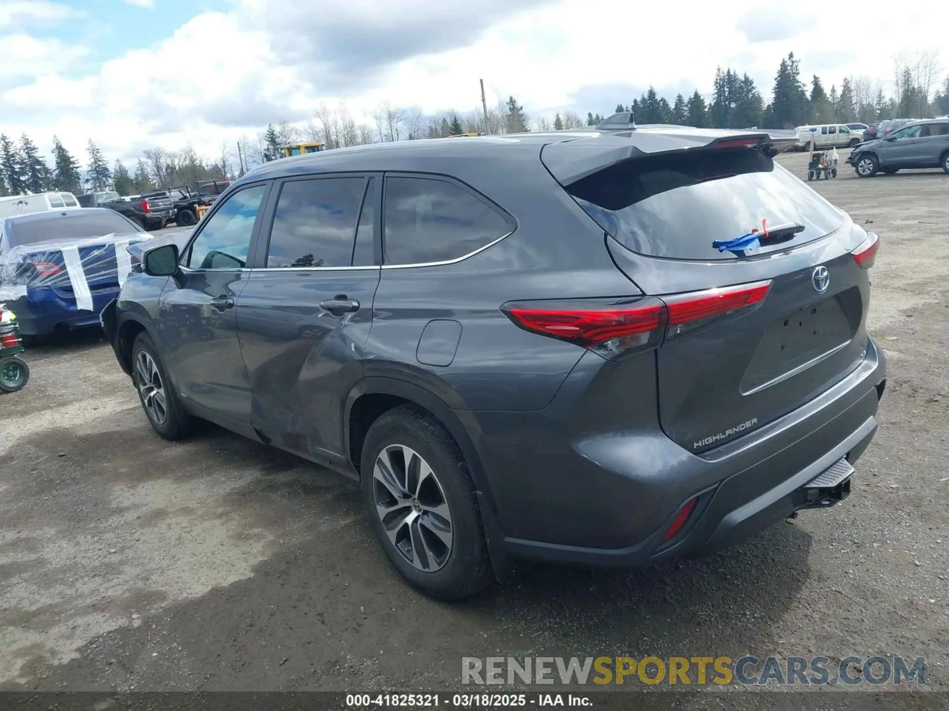 3 fotografías del automóvil dañado 5TDKBRCH2PS122939 TOYOTA HIGHLANDER 2023