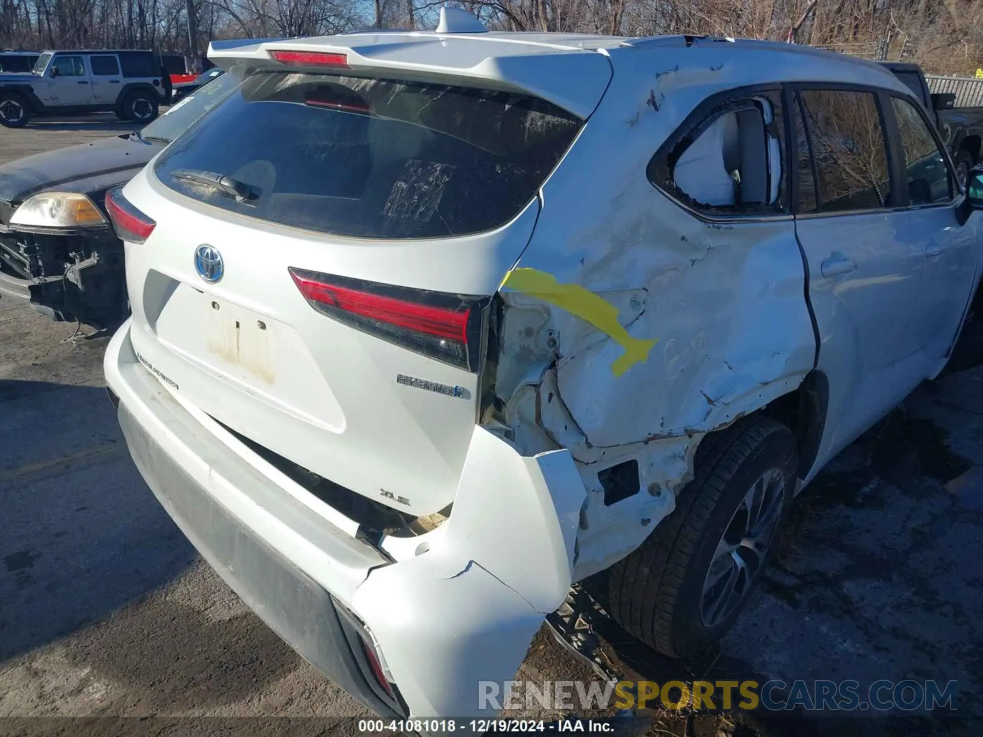 18 fotografías del automóvil dañado 5TDKBRCH3PS116079 TOYOTA HIGHLANDER 2023