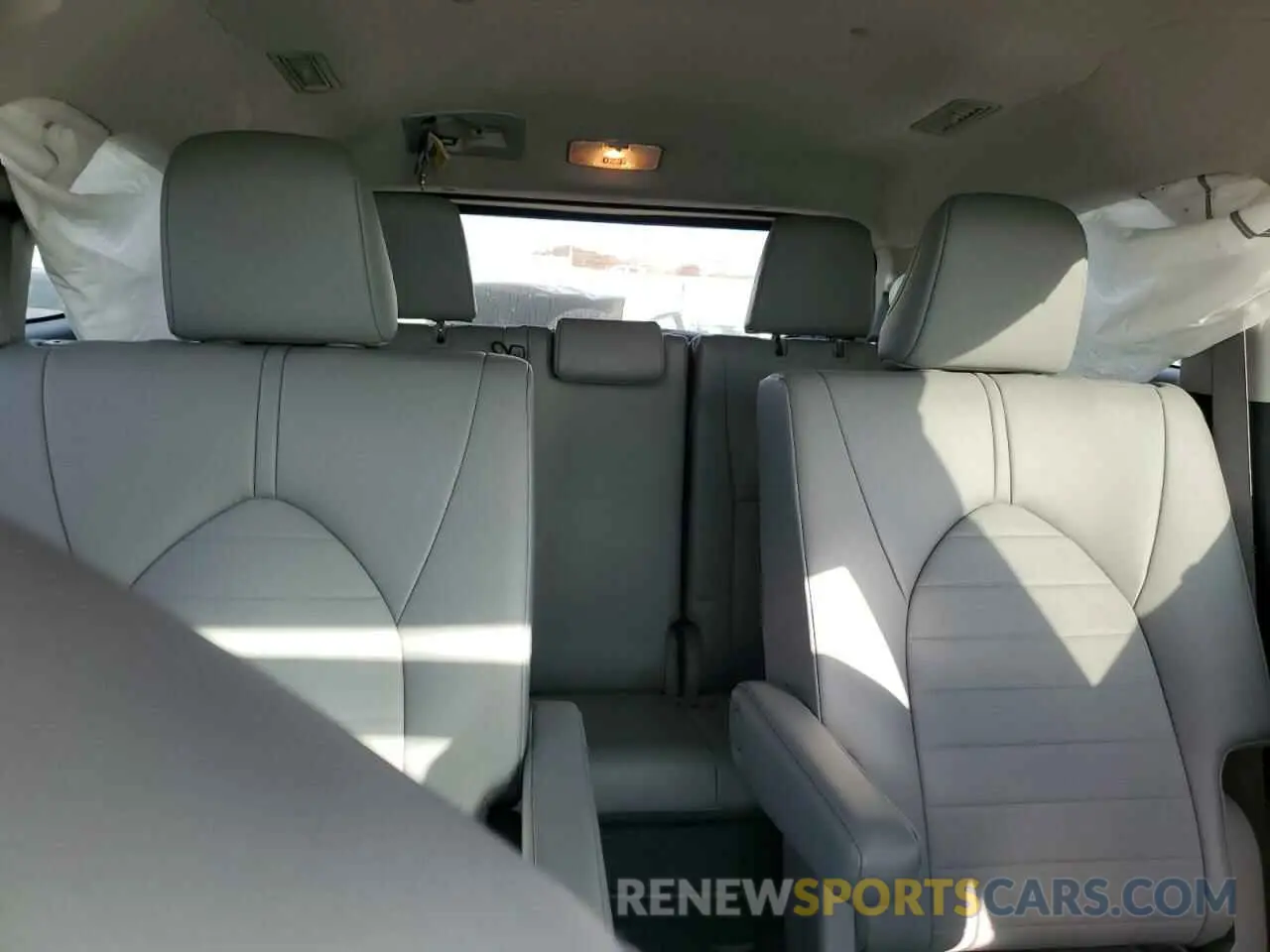 10 fotografías del automóvil dañado 5TDKBRCH4PS581695 TOYOTA HIGHLANDER 2023