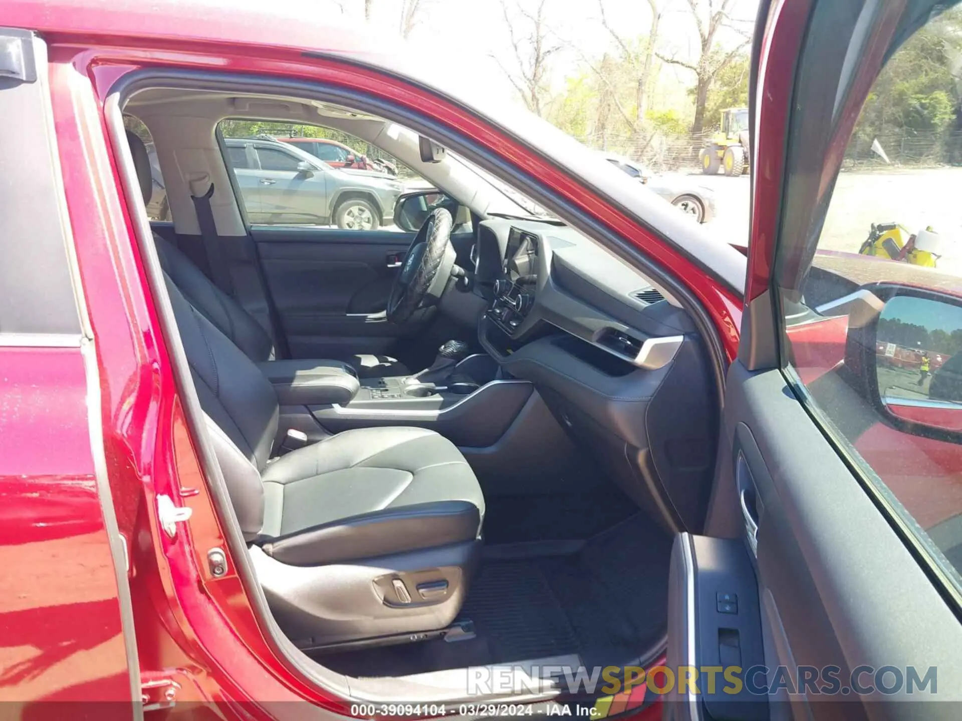 5 fotografías del automóvil dañado 5TDKBRCH5PS562993 TOYOTA HIGHLANDER 2023