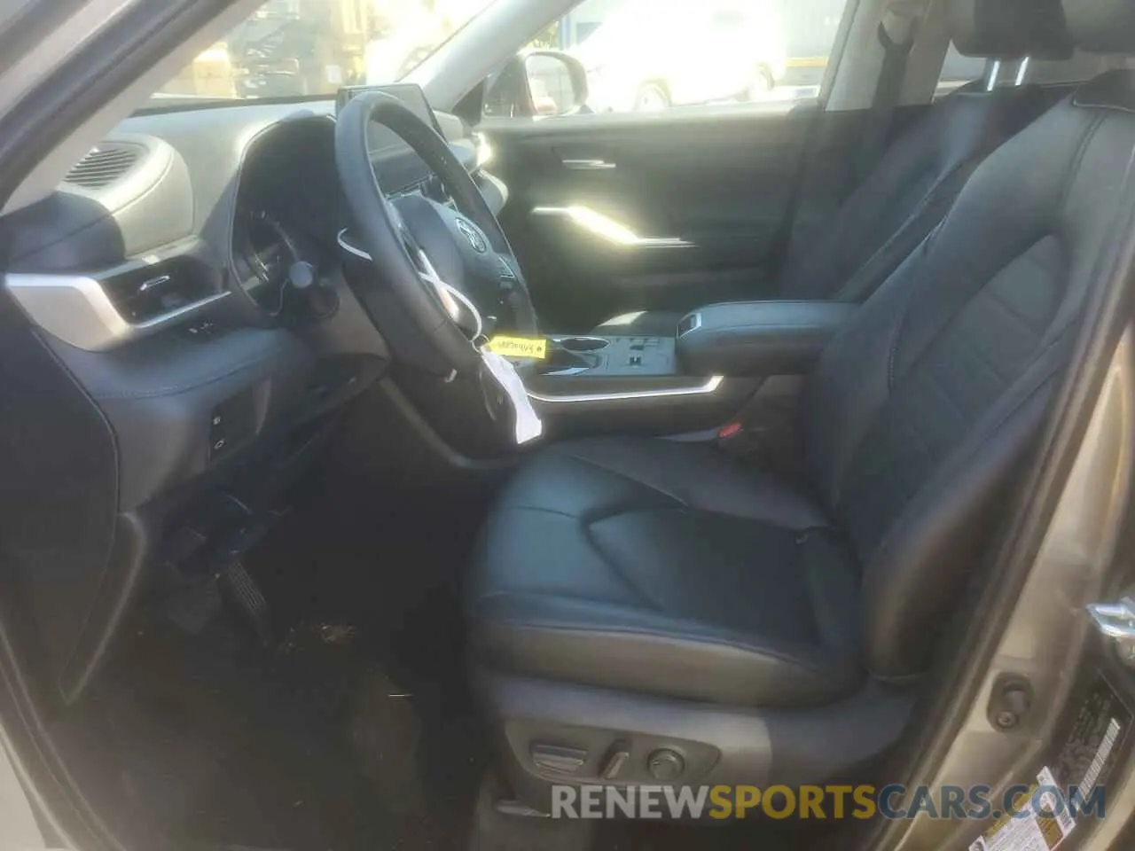 7 fotografías del automóvil dañado 5TDKBRCH7PS599799 TOYOTA HIGHLANDER 2023