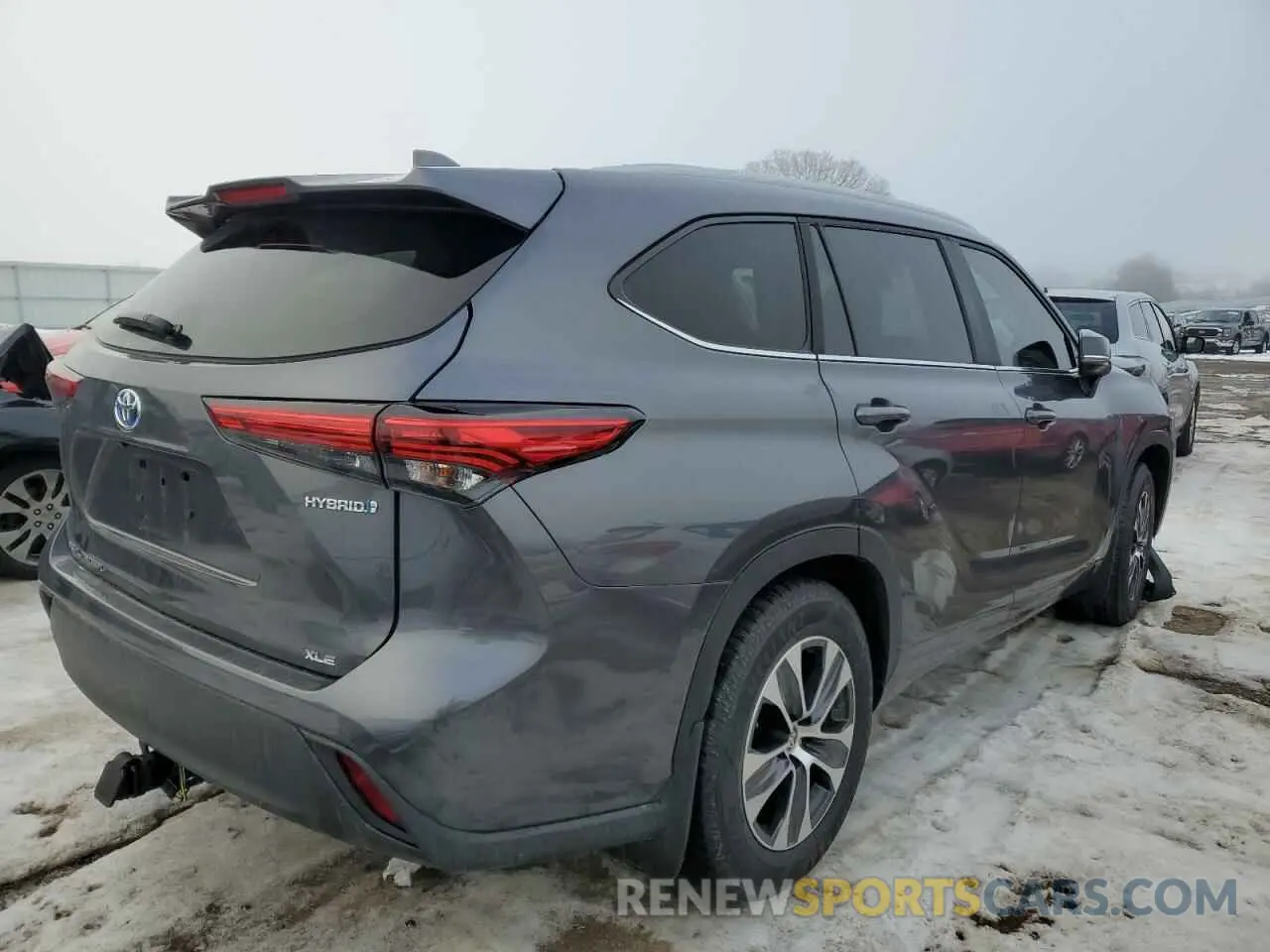 3 fotografías del automóvil dañado 5TDKBRCH8PS118572 TOYOTA HIGHLANDER 2023