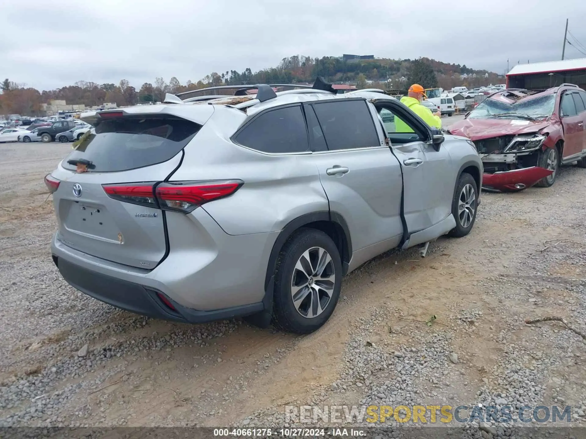 4 fotografías del automóvil dañado 5TDKBRCH9PS574810 TOYOTA HIGHLANDER 2023