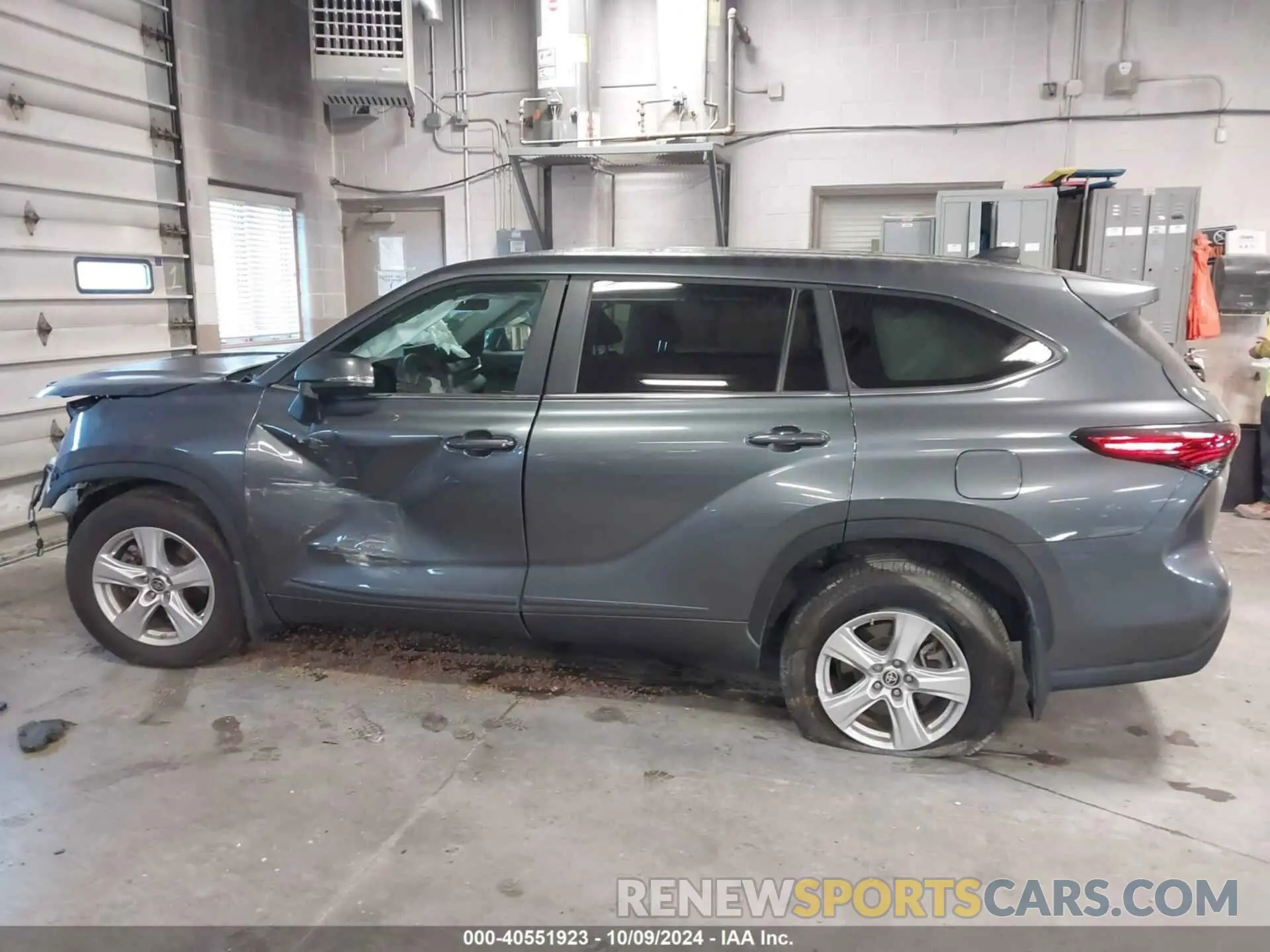 15 fotografías del automóvil dañado 5TDKDRAH0PS046893 TOYOTA HIGHLANDER 2023
