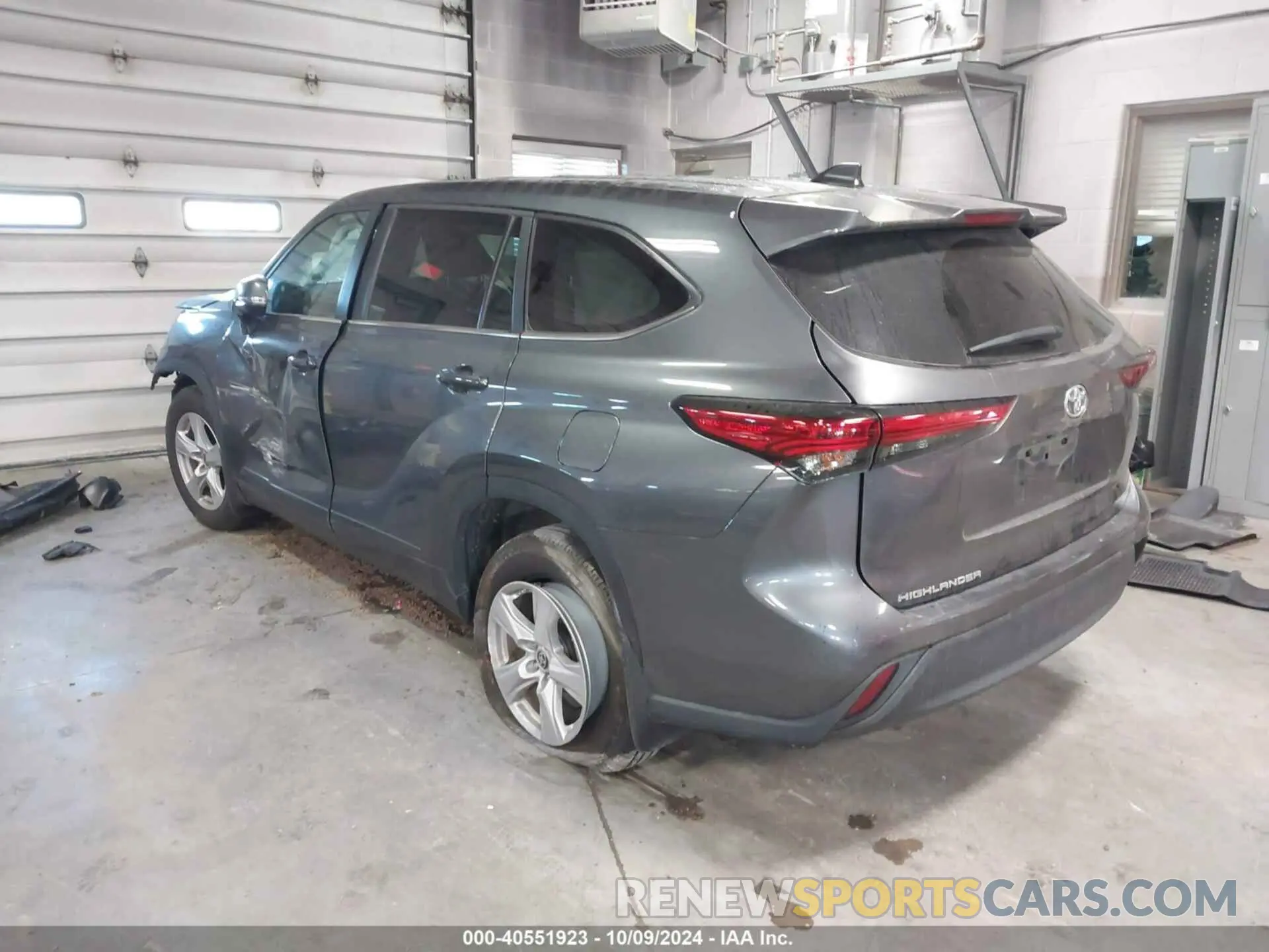 3 fotografías del automóvil dañado 5TDKDRAH0PS046893 TOYOTA HIGHLANDER 2023