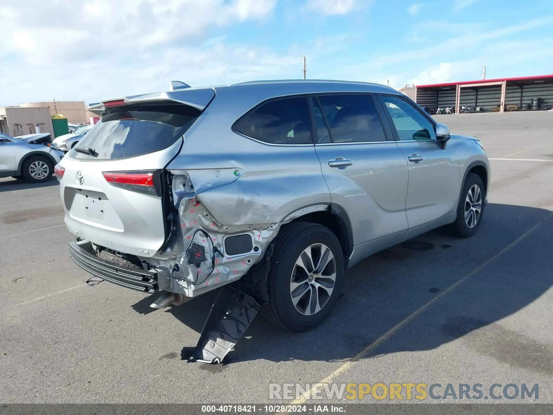 4 fotografías del automóvil dañado 5TDKDRAH0PS505436 TOYOTA HIGHLANDER 2023