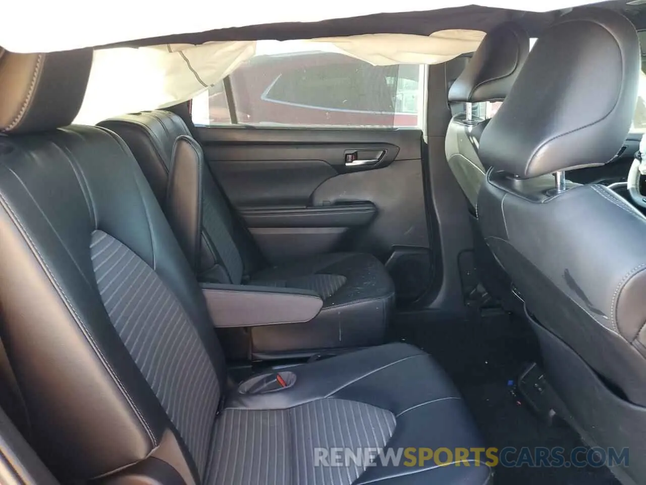10 fotografías del automóvil dañado 5TDKDRAH1PS020092 TOYOTA HIGHLANDER 2023
