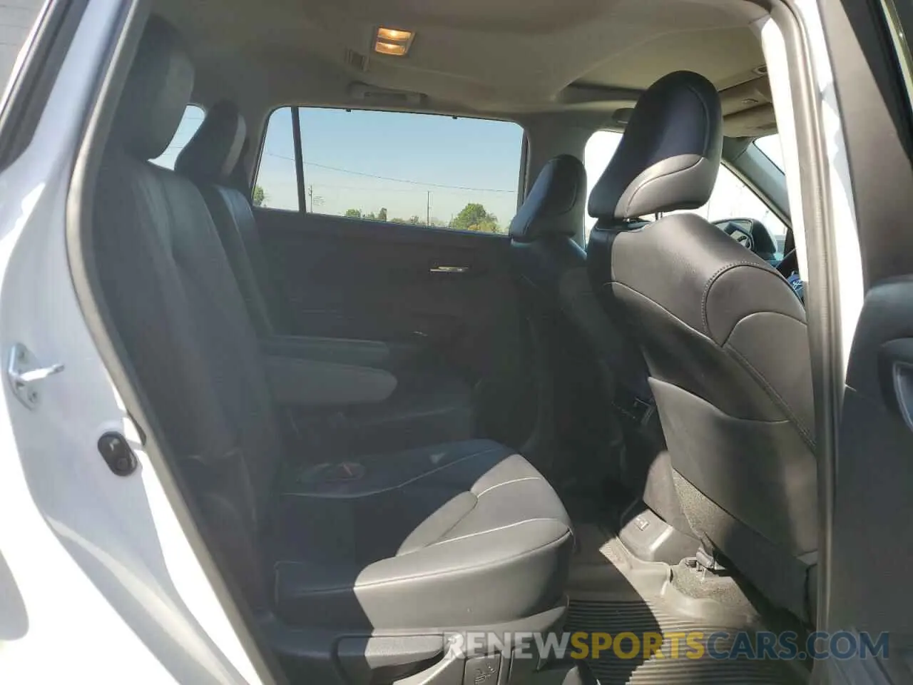 11 fotografías del automóvil dañado 5TDKDRAH1PS031268 TOYOTA HIGHLANDER 2023
