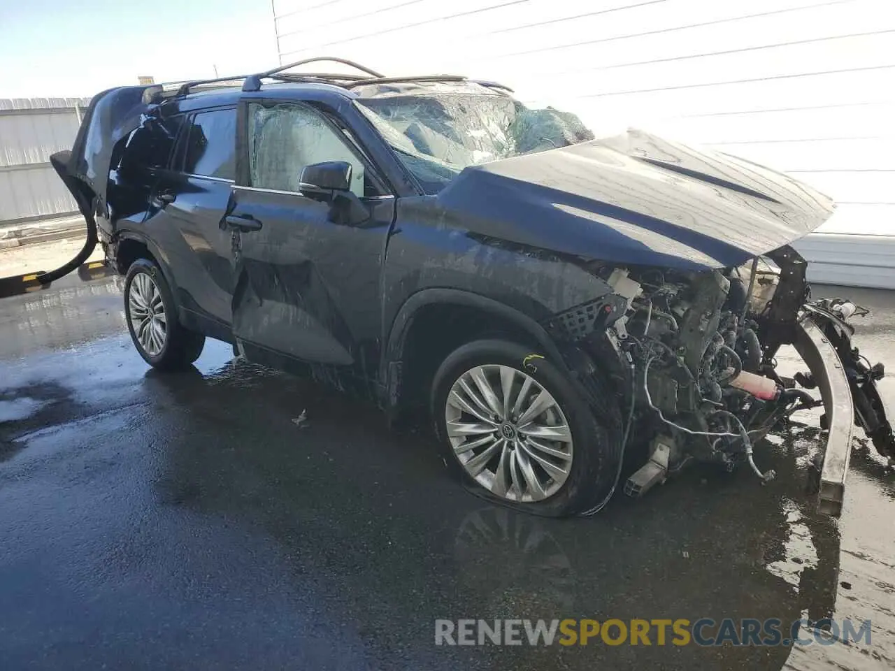 4 fotografías del automóvil dañado 5TDKDRAH2PS036107 TOYOTA HIGHLANDER 2023