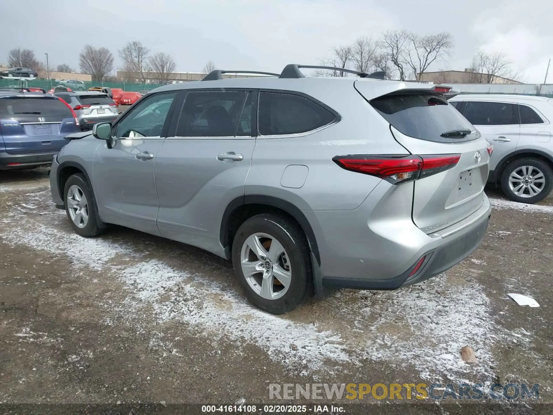 3 fotografías del automóvil dañado 5TDKDRAH2PS503946 TOYOTA HIGHLANDER 2023