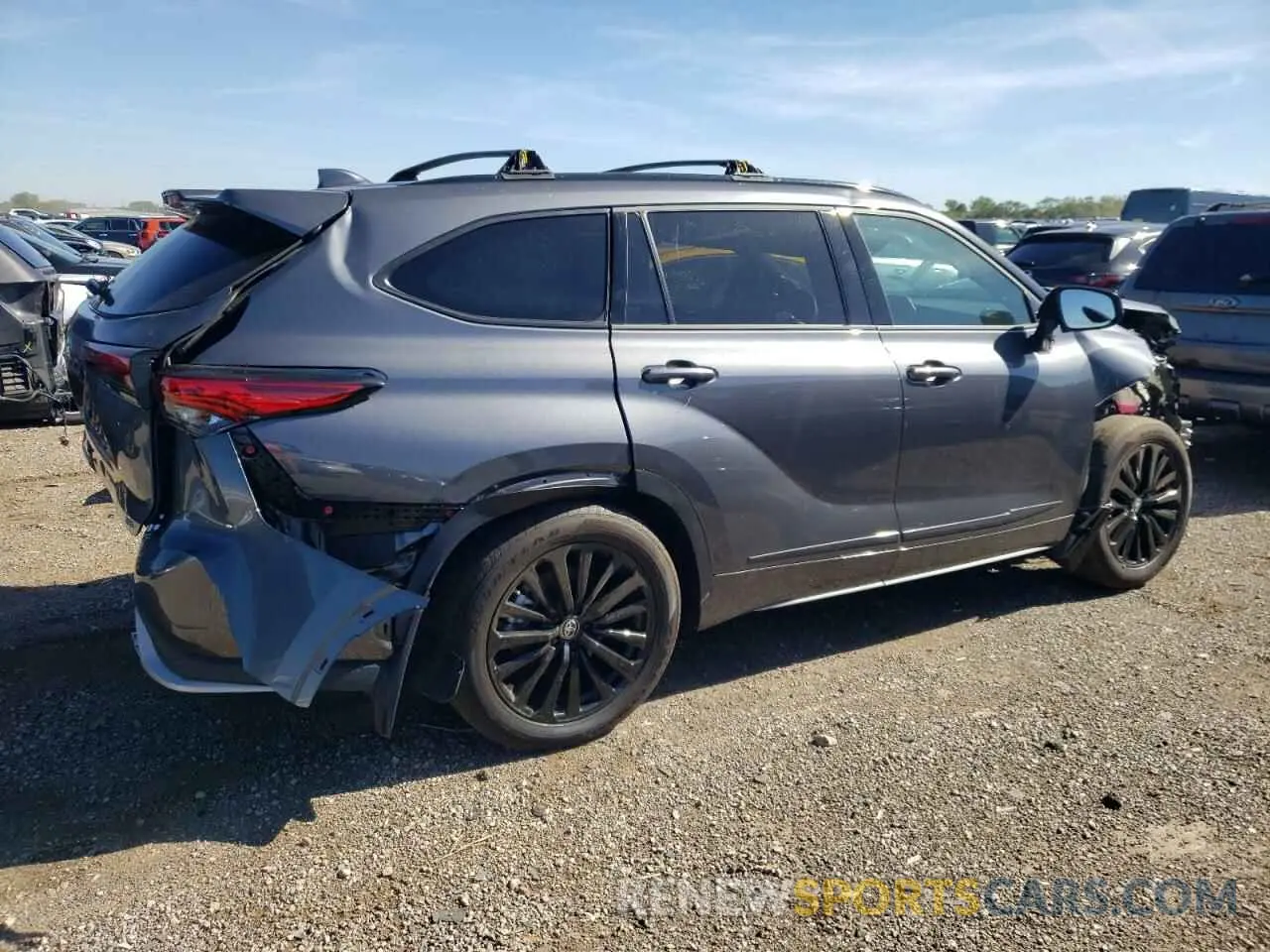 3 fotografías del automóvil dañado 5TDKDRAH2PS508645 TOYOTA HIGHLANDER 2023