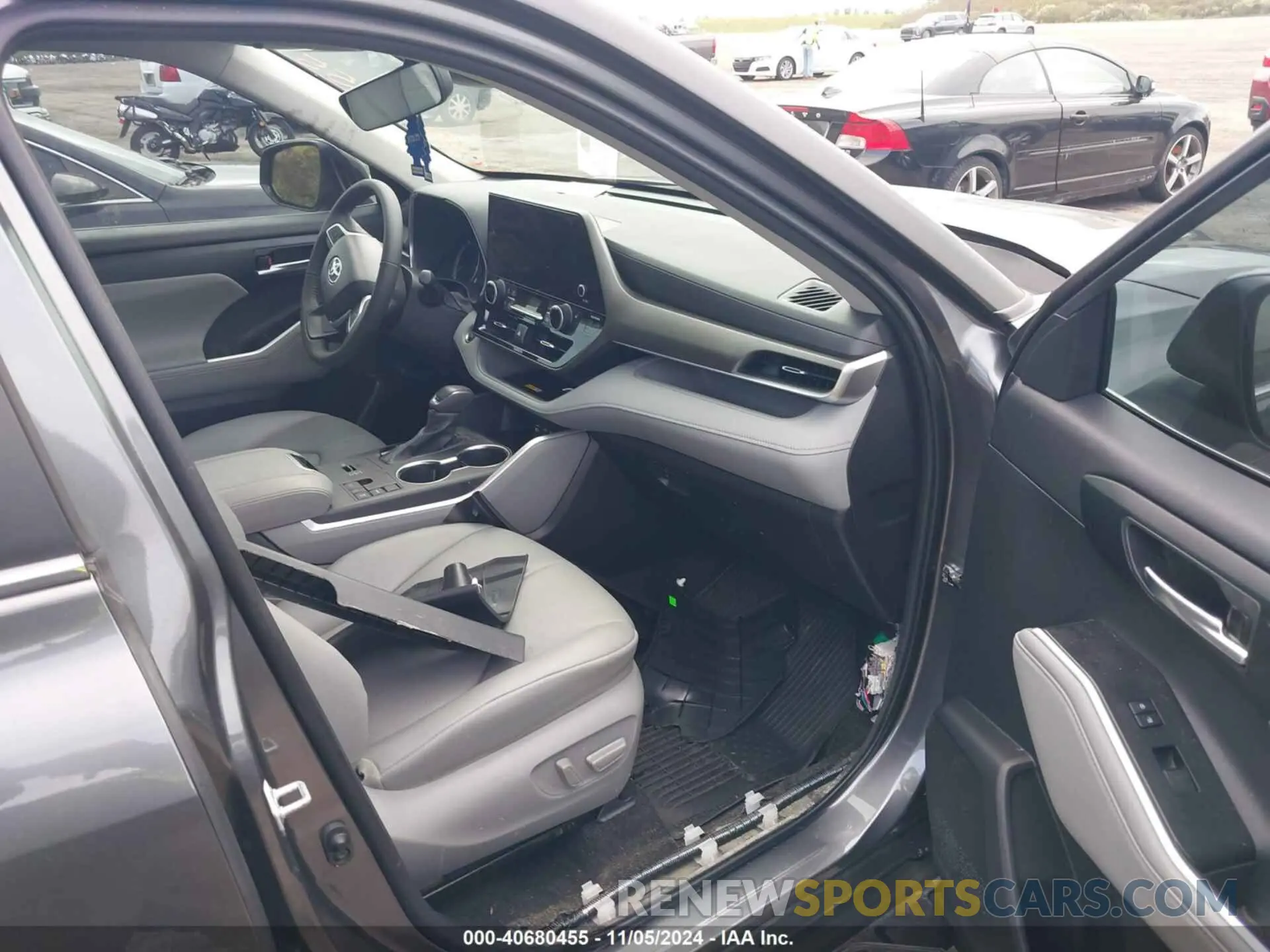 5 fotografías del automóvil dañado 5TDKDRAH2PS519435 TOYOTA HIGHLANDER 2023