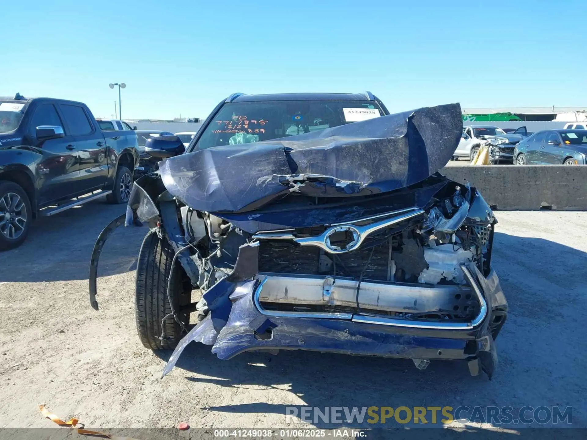 12 fotografías del automóvil dañado 5TDKDRAH3PS006839 TOYOTA HIGHLANDER 2023
