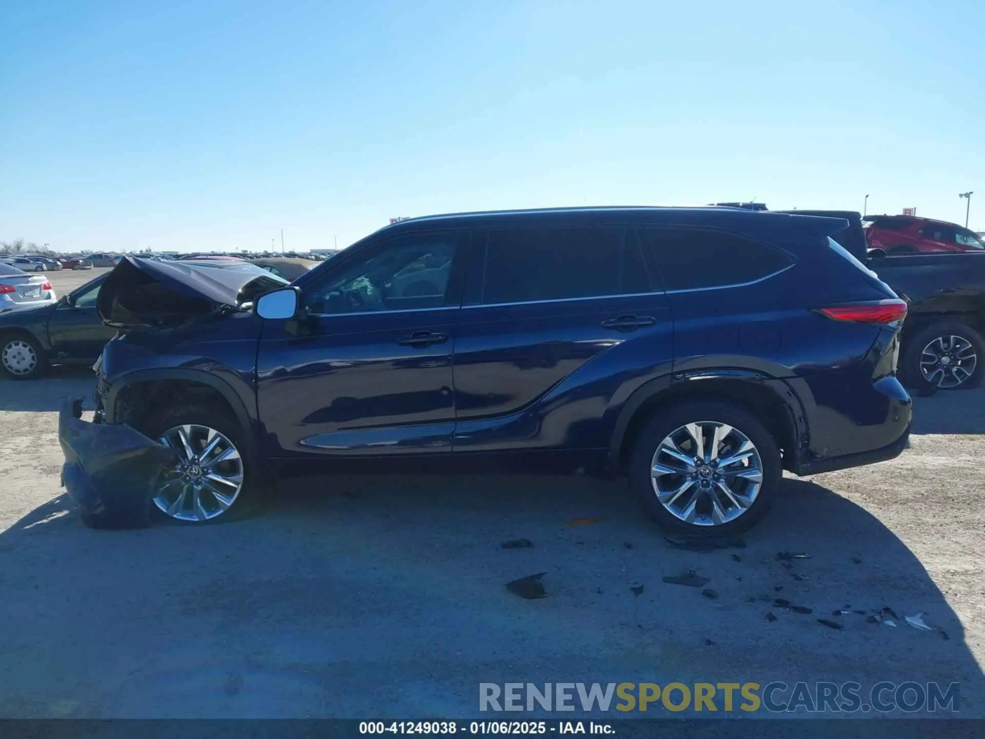 14 fotografías del automóvil dañado 5TDKDRAH3PS006839 TOYOTA HIGHLANDER 2023