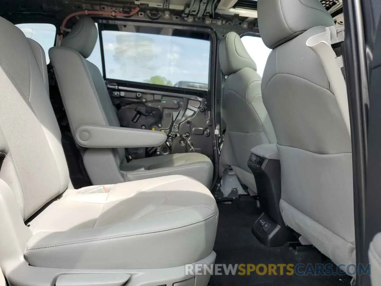 11 fotografías del automóvil dañado 5TDKDRAH3PS018604 TOYOTA HIGHLANDER 2023