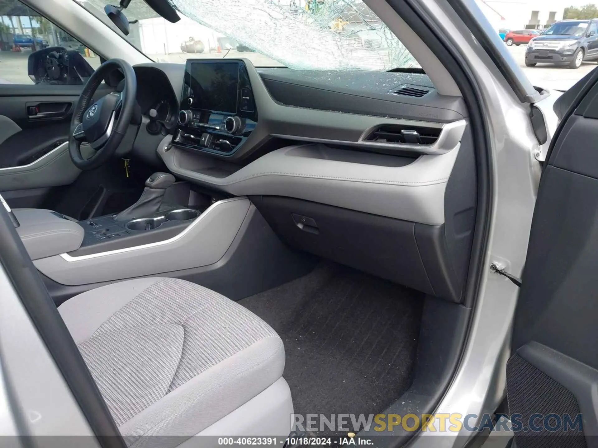 5 fotografías del automóvil dañado 5TDKDRAH3PS034110 TOYOTA HIGHLANDER 2023