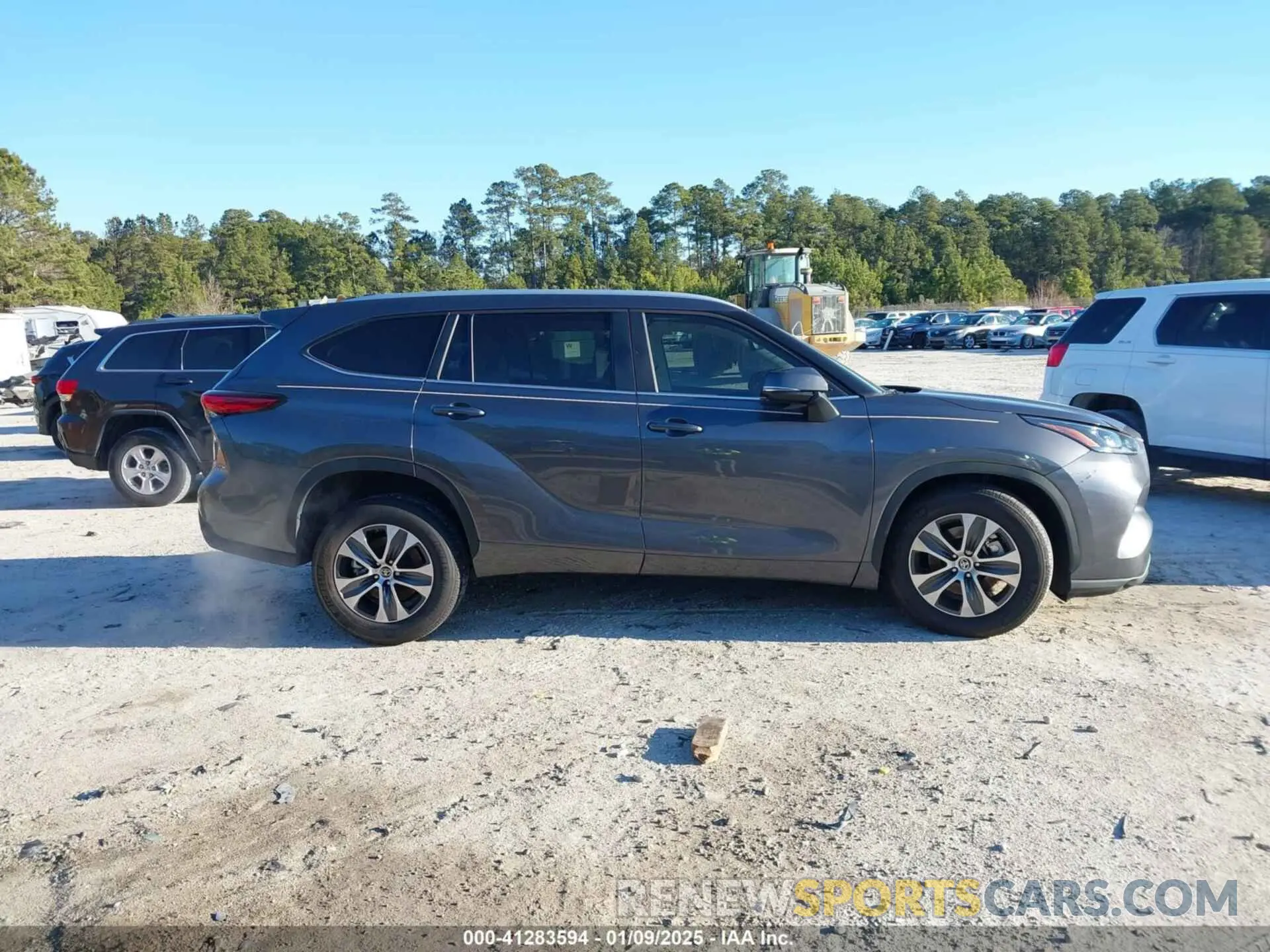 13 fotografías del automóvil dañado 5TDKDRAH4PS017218 TOYOTA HIGHLANDER 2023