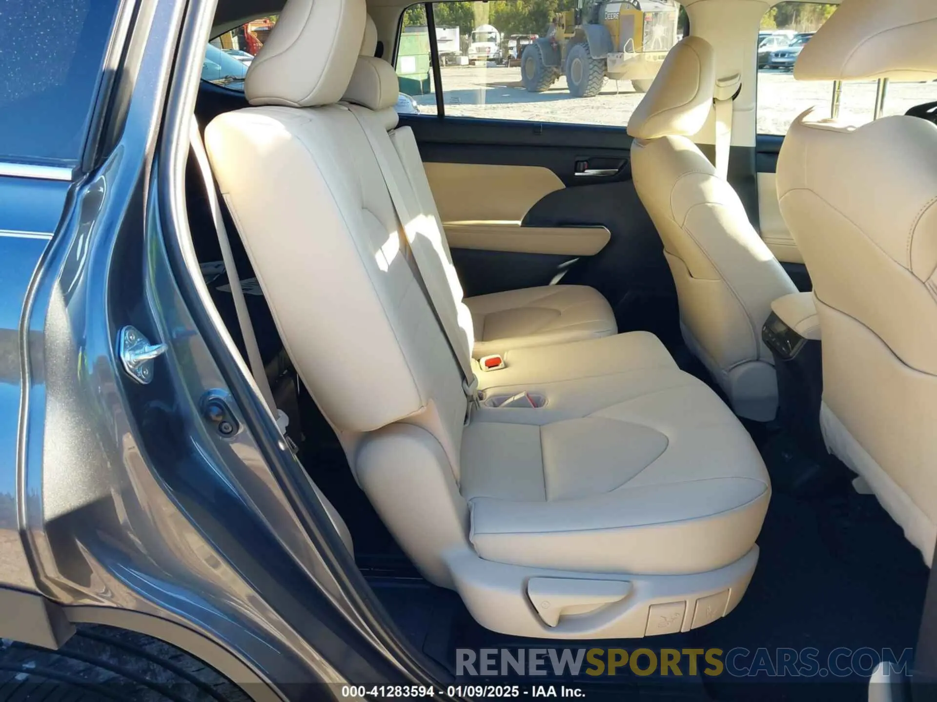 8 fotografías del automóvil dañado 5TDKDRAH4PS017218 TOYOTA HIGHLANDER 2023