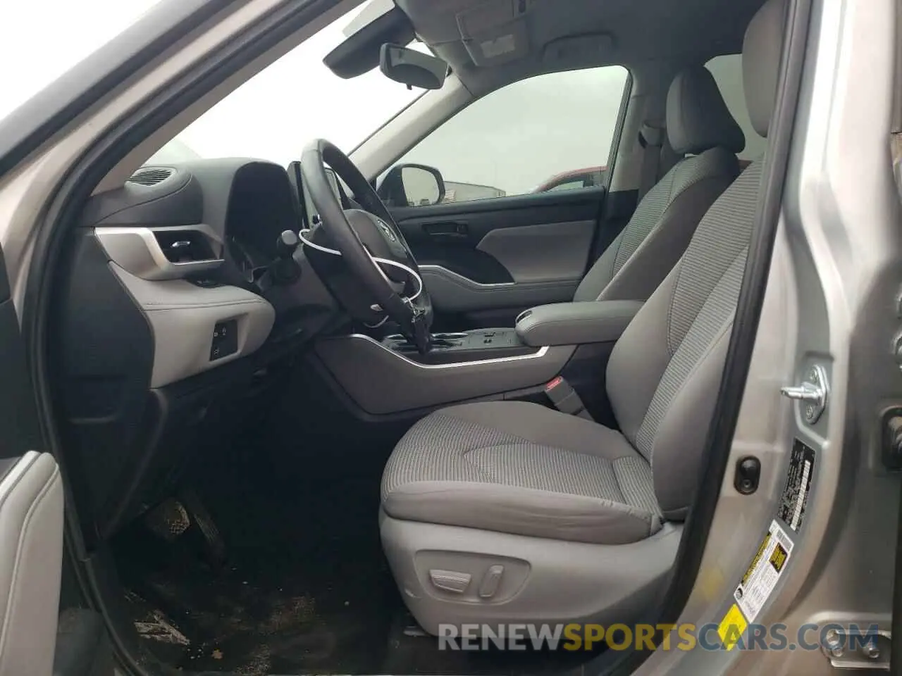 7 fotografías del automóvil dañado 5TDKDRAH4PS027540 TOYOTA HIGHLANDER 2023