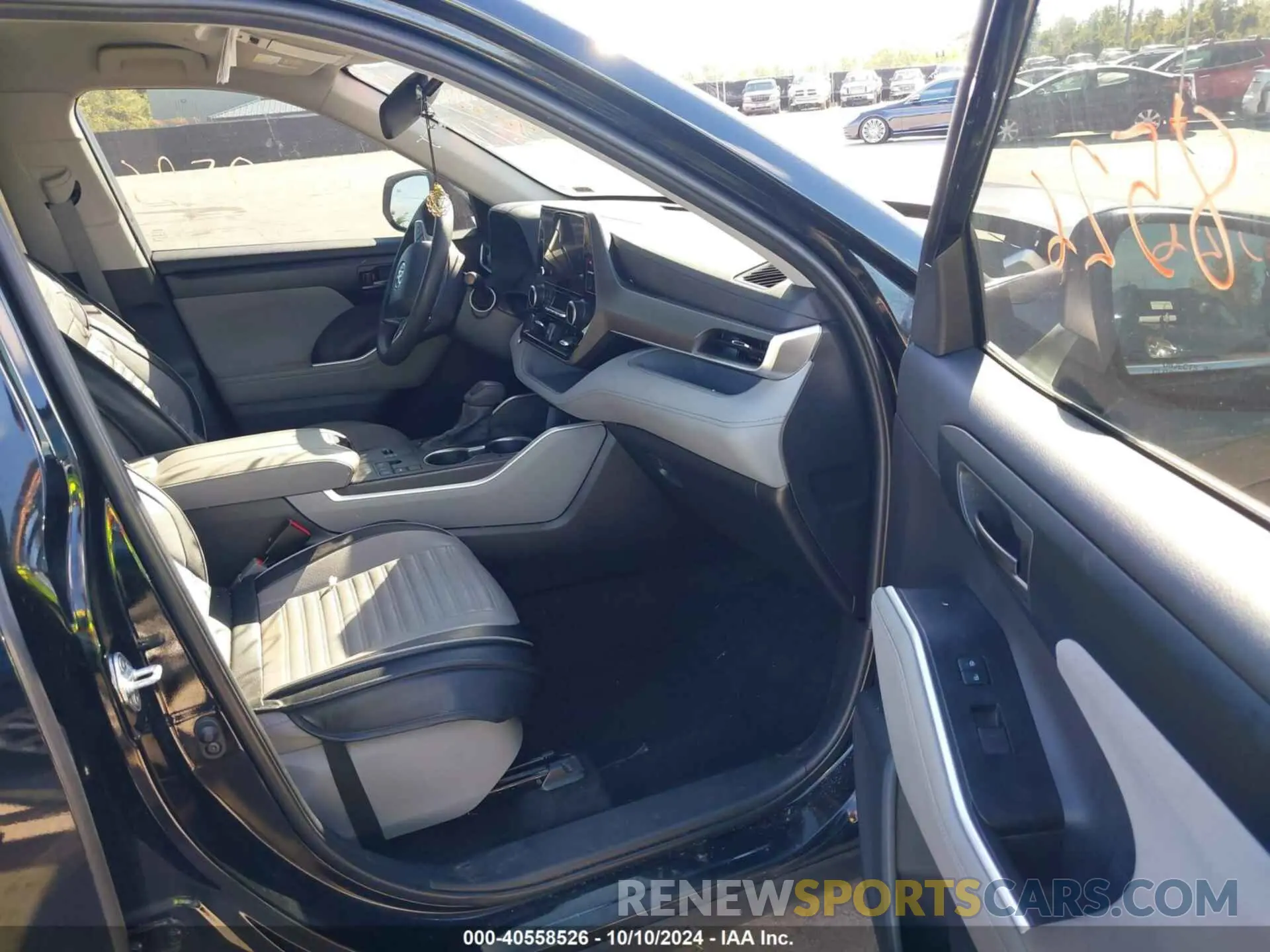 5 fotografías del automóvil dañado 5TDKDRAH4PS519212 TOYOTA HIGHLANDER 2023
