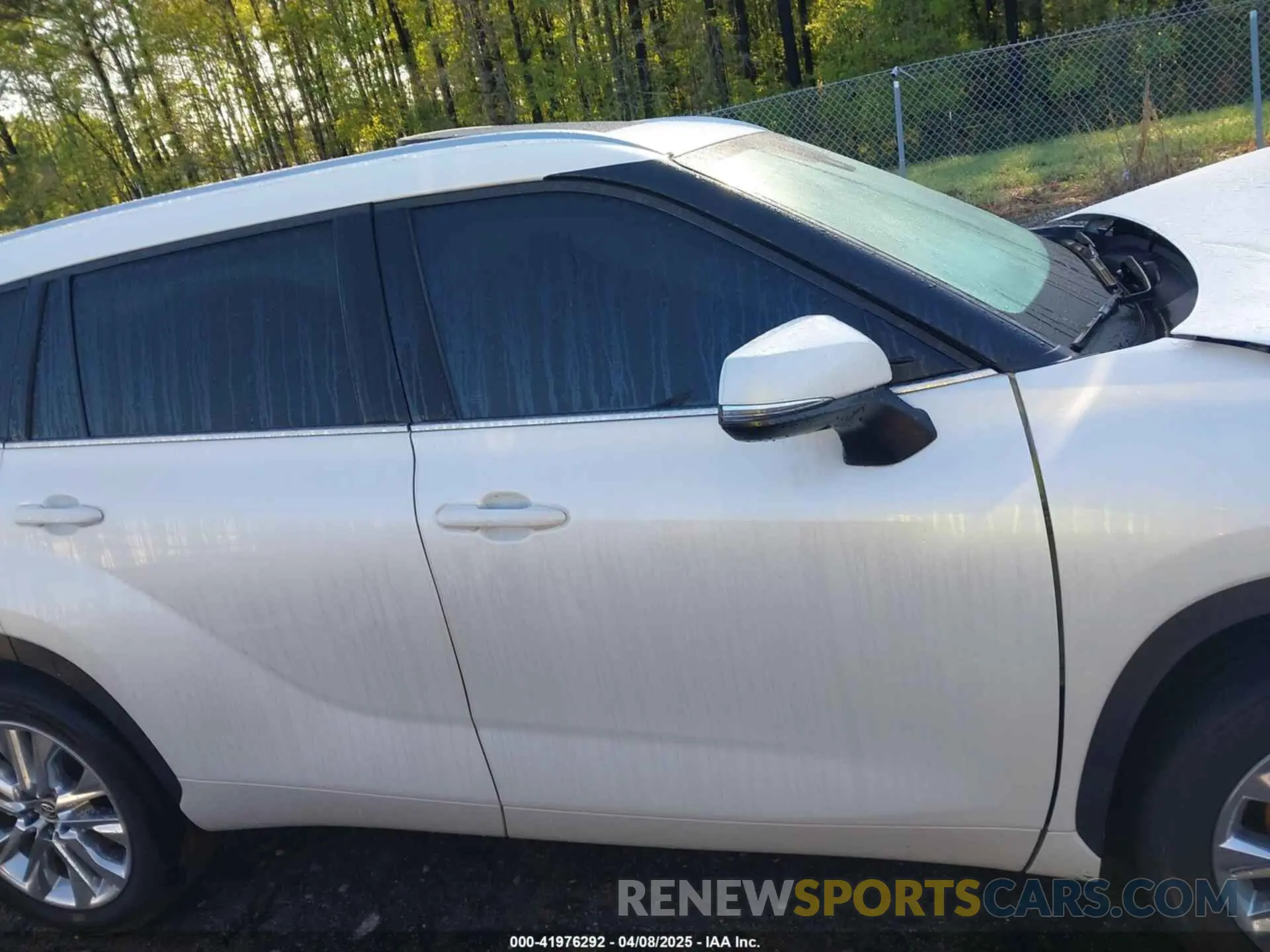 13 fotografías del automóvil dañado 5TDKDRAH5PS005966 TOYOTA HIGHLANDER 2023