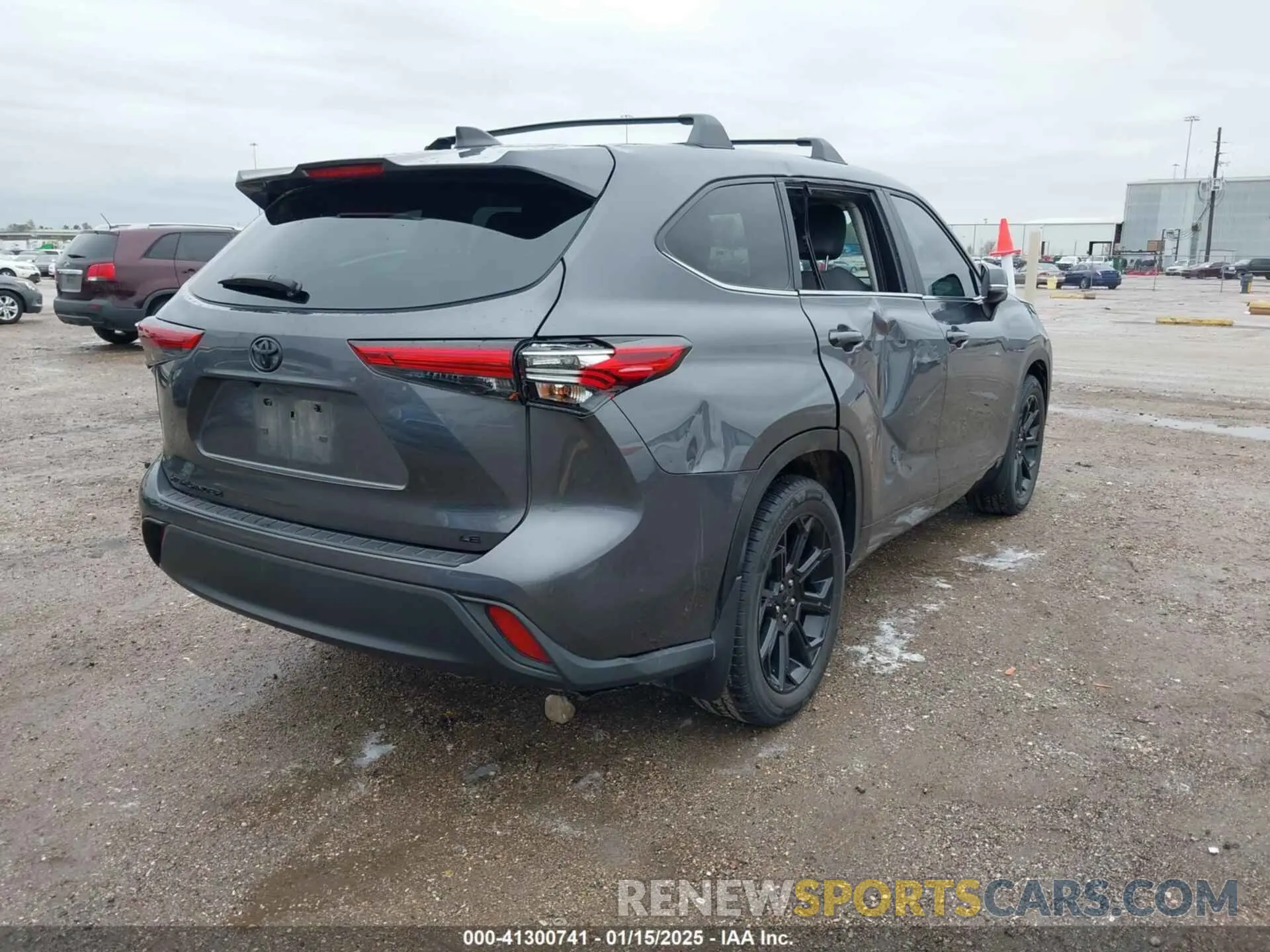 4 fotografías del automóvil dañado 5TDKDRAH5PS509207 TOYOTA HIGHLANDER 2023