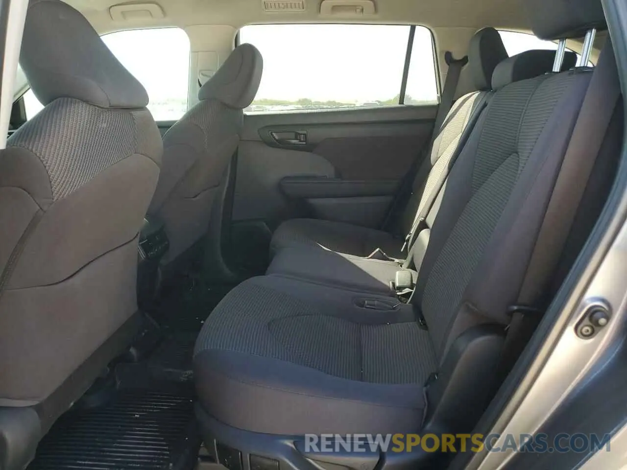 10 fotografías del automóvil dañado 5TDKDRAH5PS524287 TOYOTA HIGHLANDER 2023