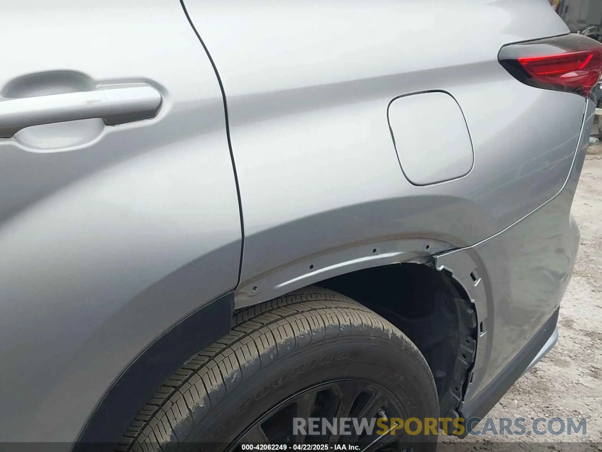 6 fotografías del automóvil dañado 5TDKDRAH5PS527304 TOYOTA HIGHLANDER 2023