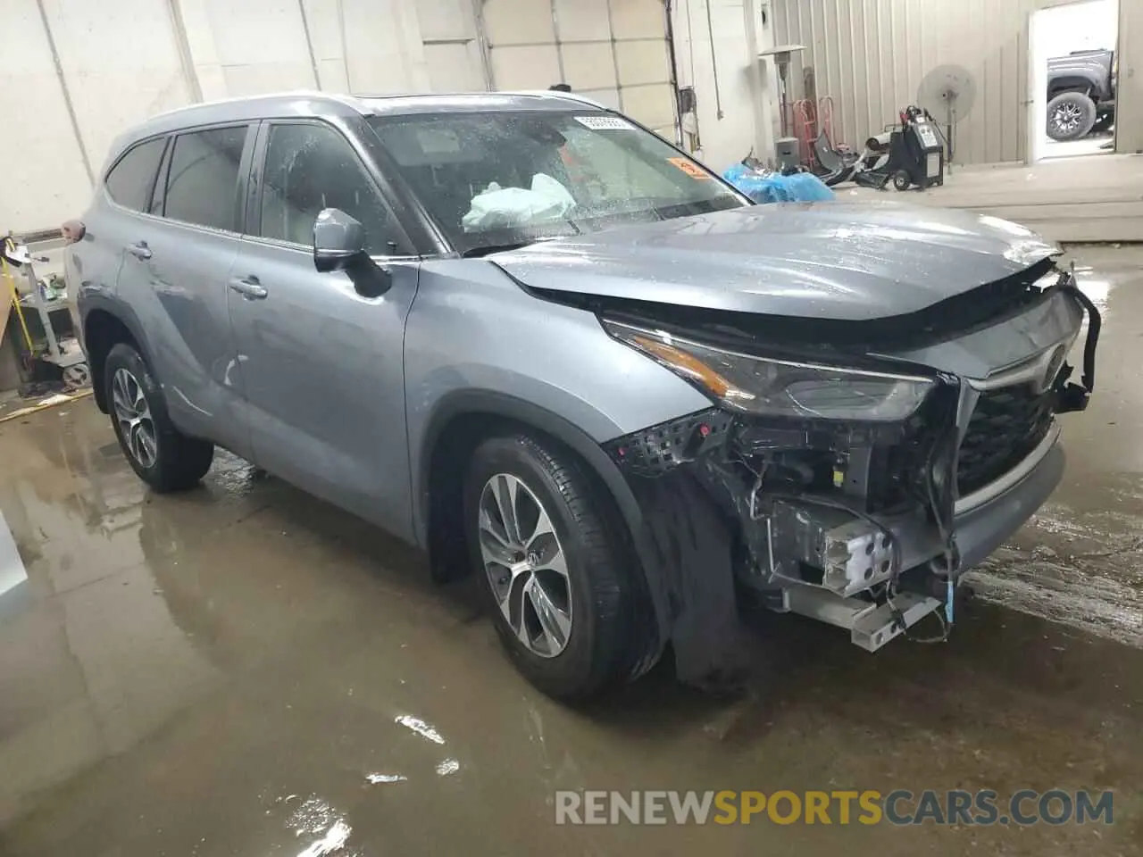 4 fotografías del automóvil dañado 5TDKDRAH6PS001750 TOYOTA HIGHLANDER 2023
