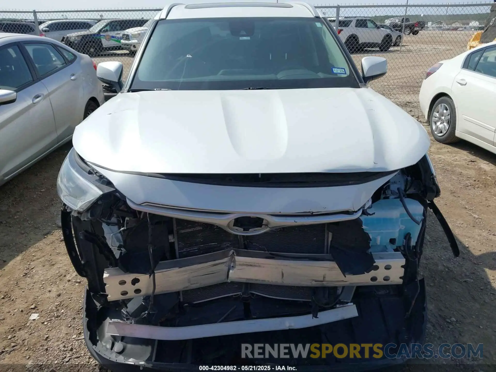 12 fotografías del automóvil dañado 5TDKDRAH6PS007743 TOYOTA HIGHLANDER 2023