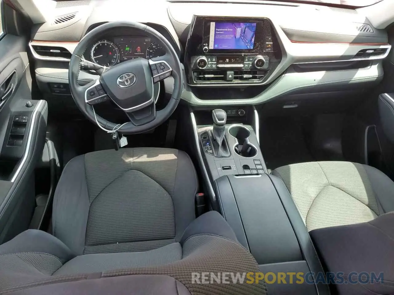 8 fotografías del automóvil dañado 5TDKDRAH6PS025000 TOYOTA HIGHLANDER 2023